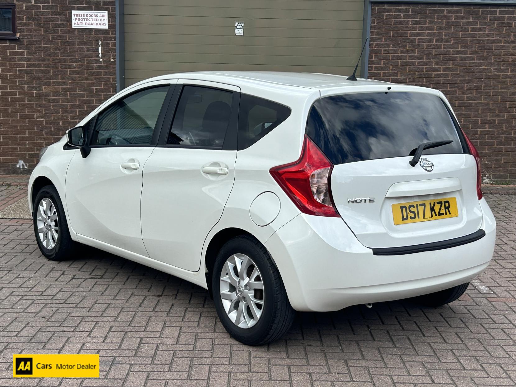 Nissan Note 1.2 Acenta Premium Hatchback 5dr Petrol Manual Euro 6 (s/s) (80 ps)