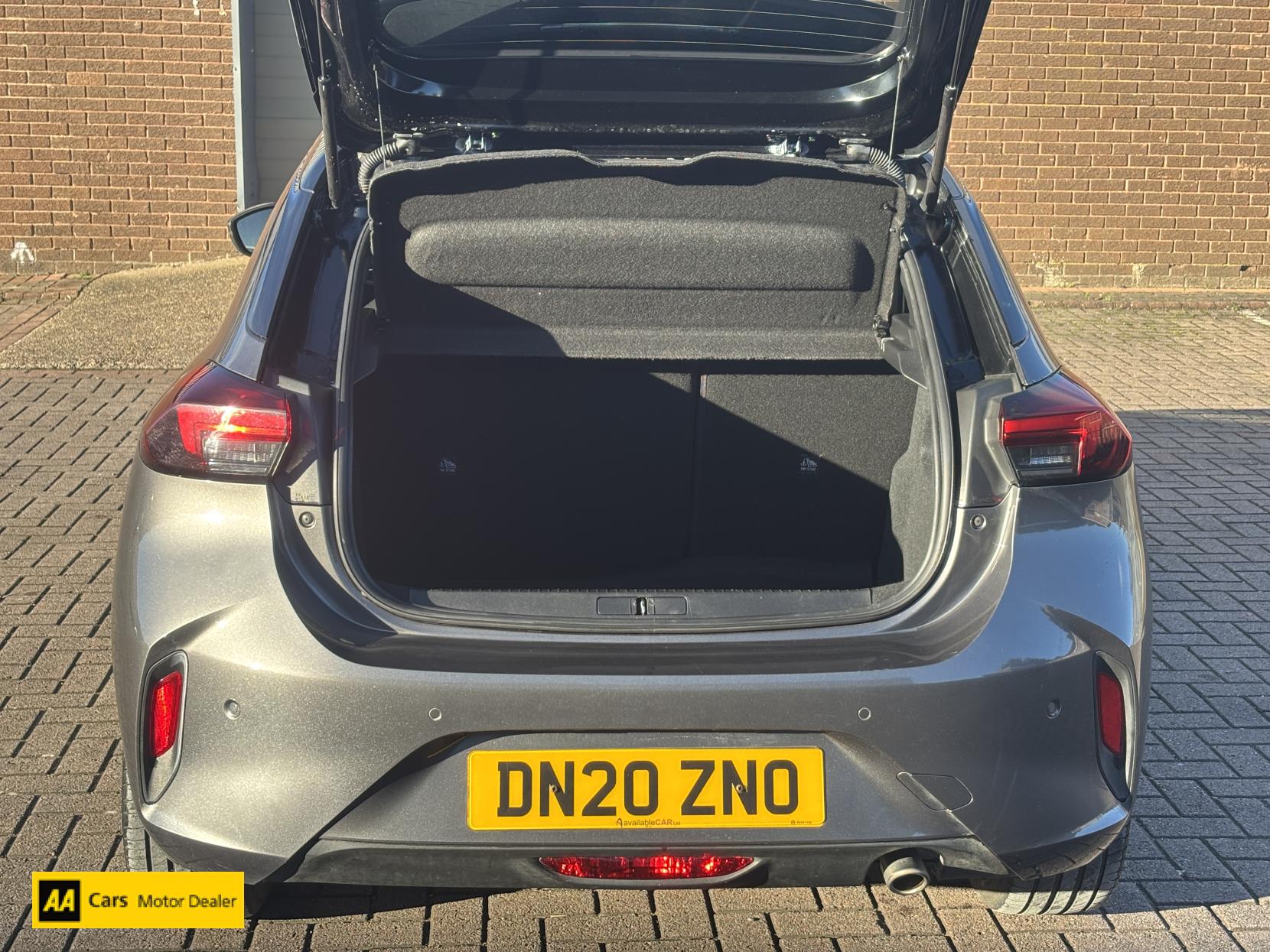 Vauxhall Corsa 1.2 Turbo SRi Nav Premium Hatchback 5dr Petrol Manual Euro 6 (s/s) (100 ps)