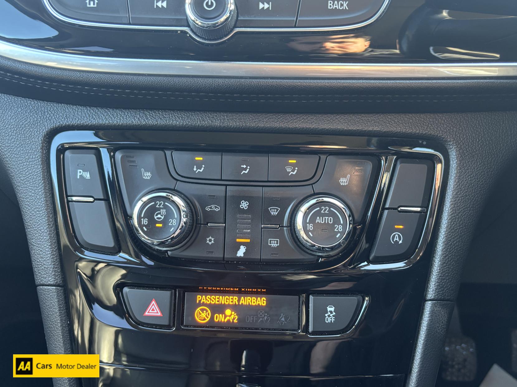 Vauxhall Mokka X 1.6 CDTi ecoTEC D Elite Nav SUV 5dr Diesel Manual Euro 6 (s/s) (136 ps)