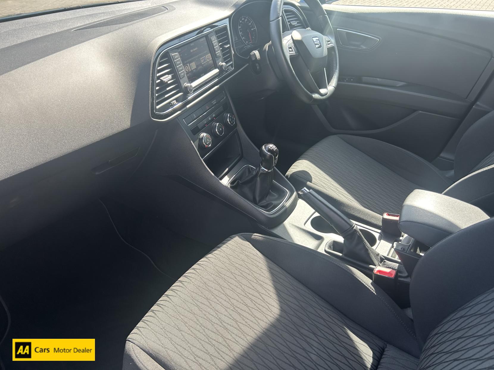 SEAT Leon 1.2 TSI SE Hatchback 5dr Petrol Manual Euro 6 (s/s) (110 ps)