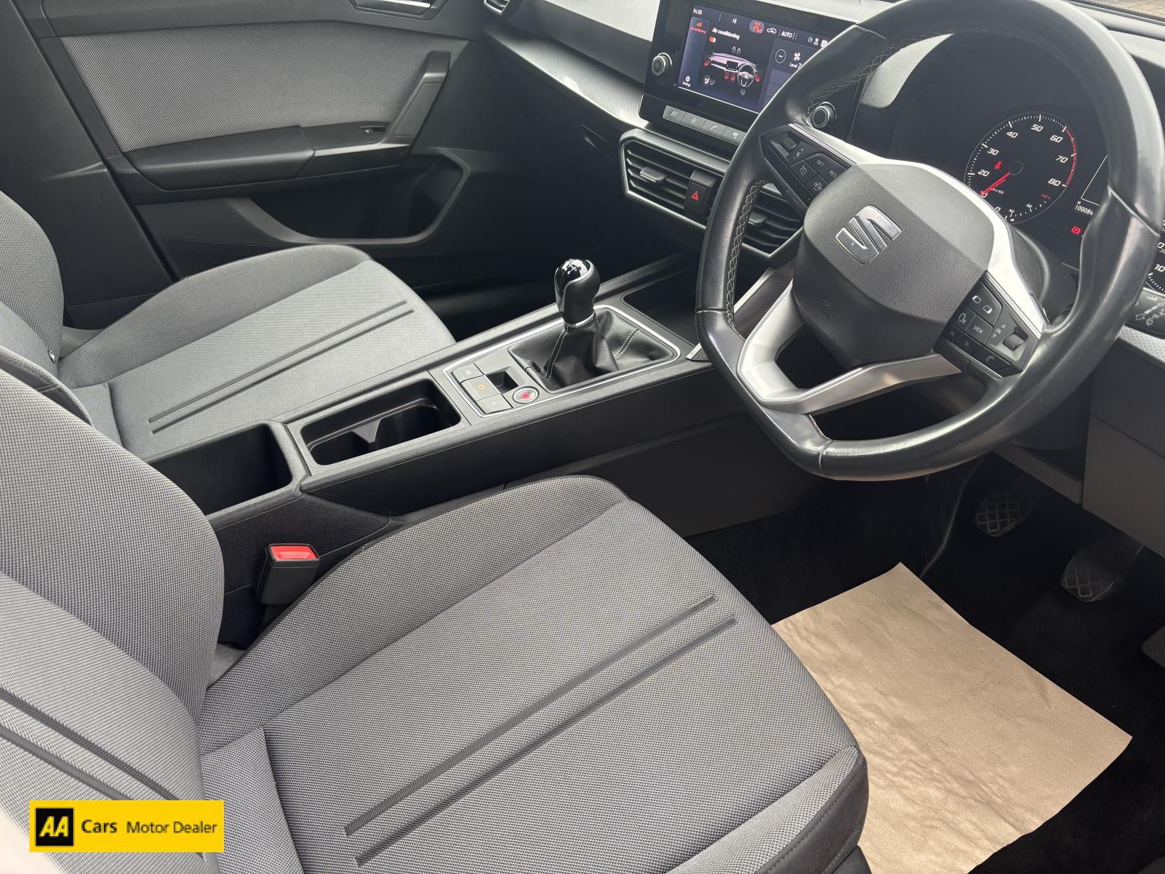 SEAT Leon 1.5 TSI EVO SE Estate 5dr Petrol Manual Euro 6 (s/s) (130 ps)