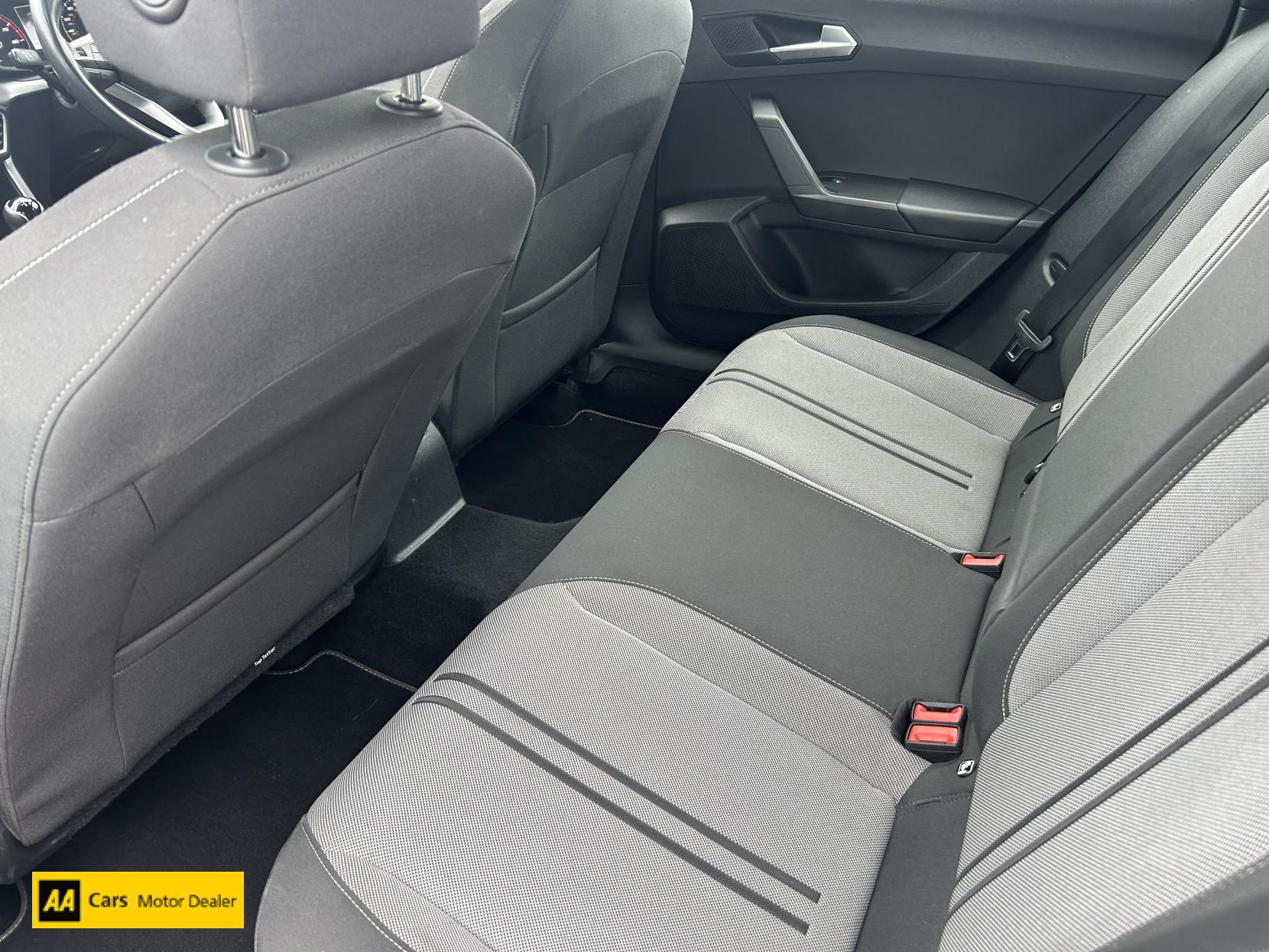 SEAT Leon 1.5 TSI EVO SE Estate 5dr Petrol Manual Euro 6 (s/s) (130 ps)