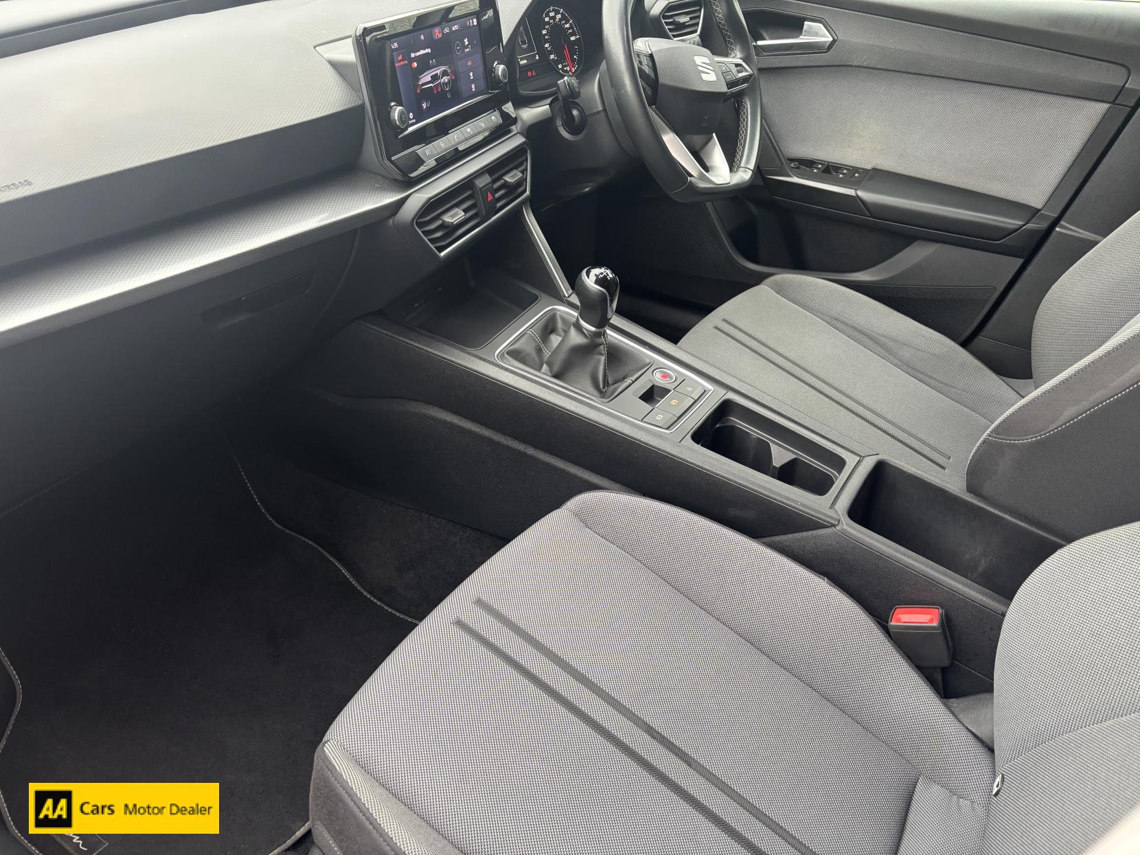 SEAT Leon 1.5 TSI EVO SE Estate 5dr Petrol Manual Euro 6 (s/s) (130 ps)