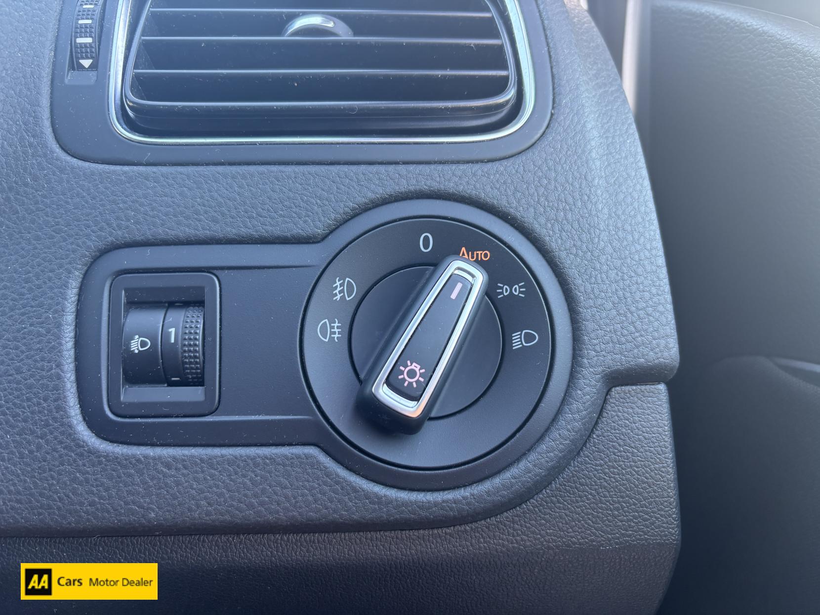 Volkswagen Polo 1.2 TSI BlueMotion Tech Match Hatchback 5dr Petrol Manual Euro 6 (s/s) (90 ps)