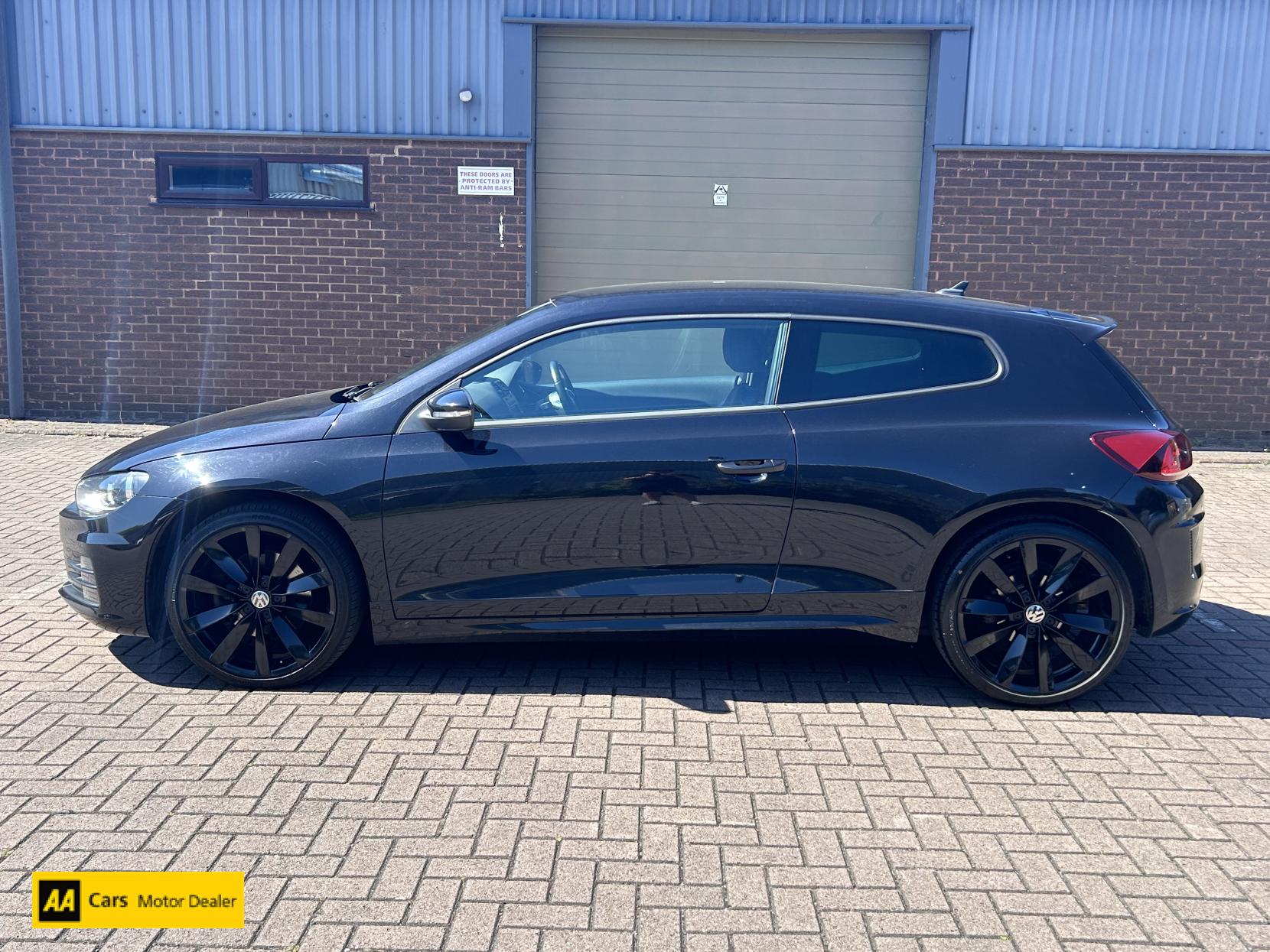 Volkswagen Scirocco 2.0 TSI BlueMotion Tech R-Line Hatchback 3dr Petrol Manual Euro 6 (s/s) (180 ps)