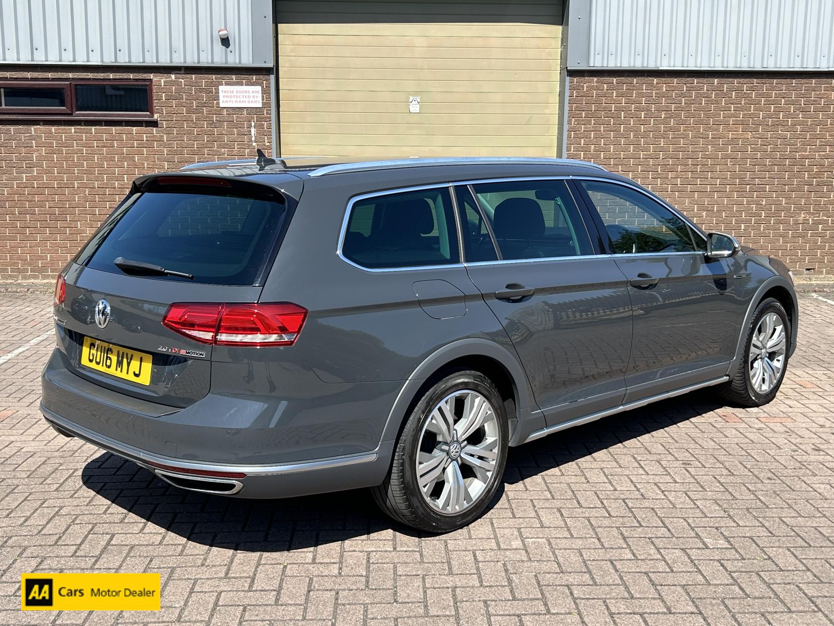 Volkswagen Passat 2.0 TDI BlueMotion Tech Alltrack Estate 5dr Diesel DSG 4Motion Euro 6 (s/s) (190 ps)