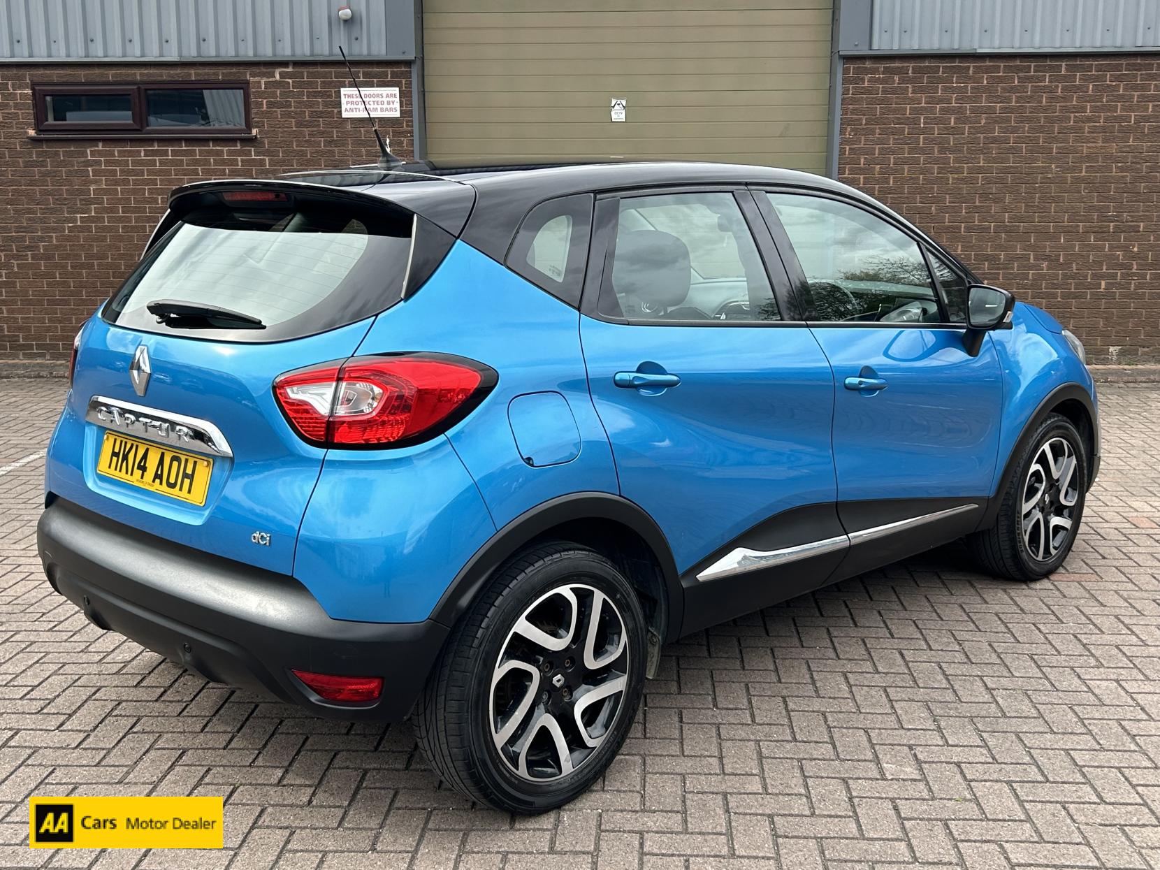 Renault Captur 1.5 dCi ENERGY Dynamique MediaNav SUV 5dr Diesel Manual Euro 5 (s/s) (90 ps)