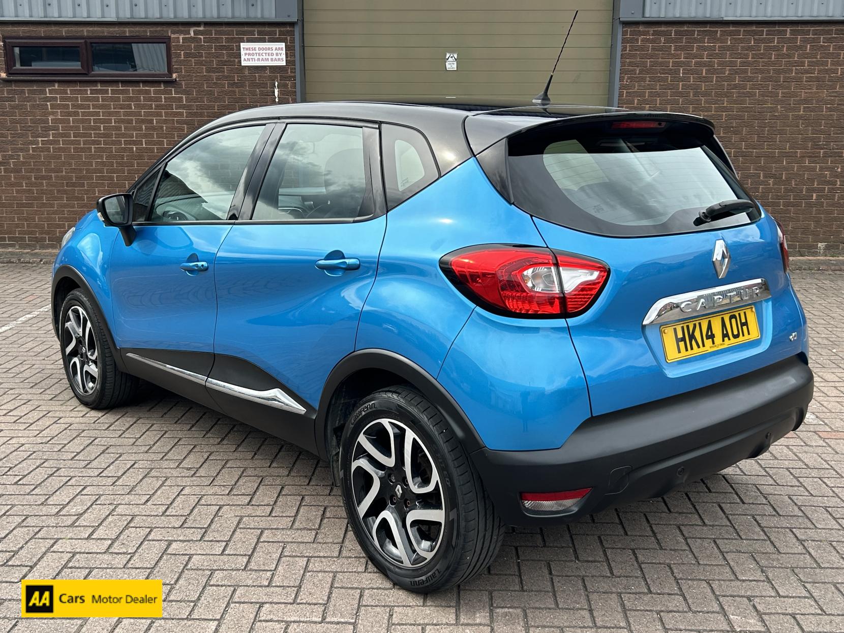 Renault Captur 1.5 dCi ENERGY Dynamique MediaNav SUV 5dr Diesel Manual Euro 5 (s/s) (90 ps)
