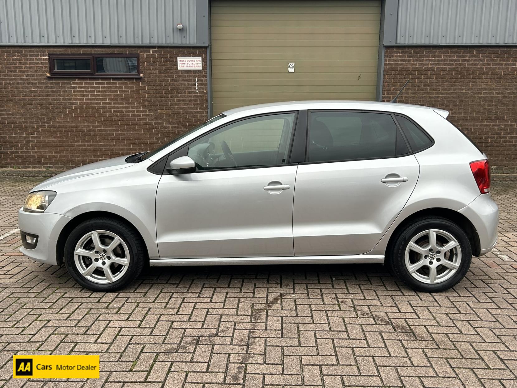 Volkswagen Polo 1.2 Moda Hatchback 5dr Petrol Manual Euro 5 (60 ps)