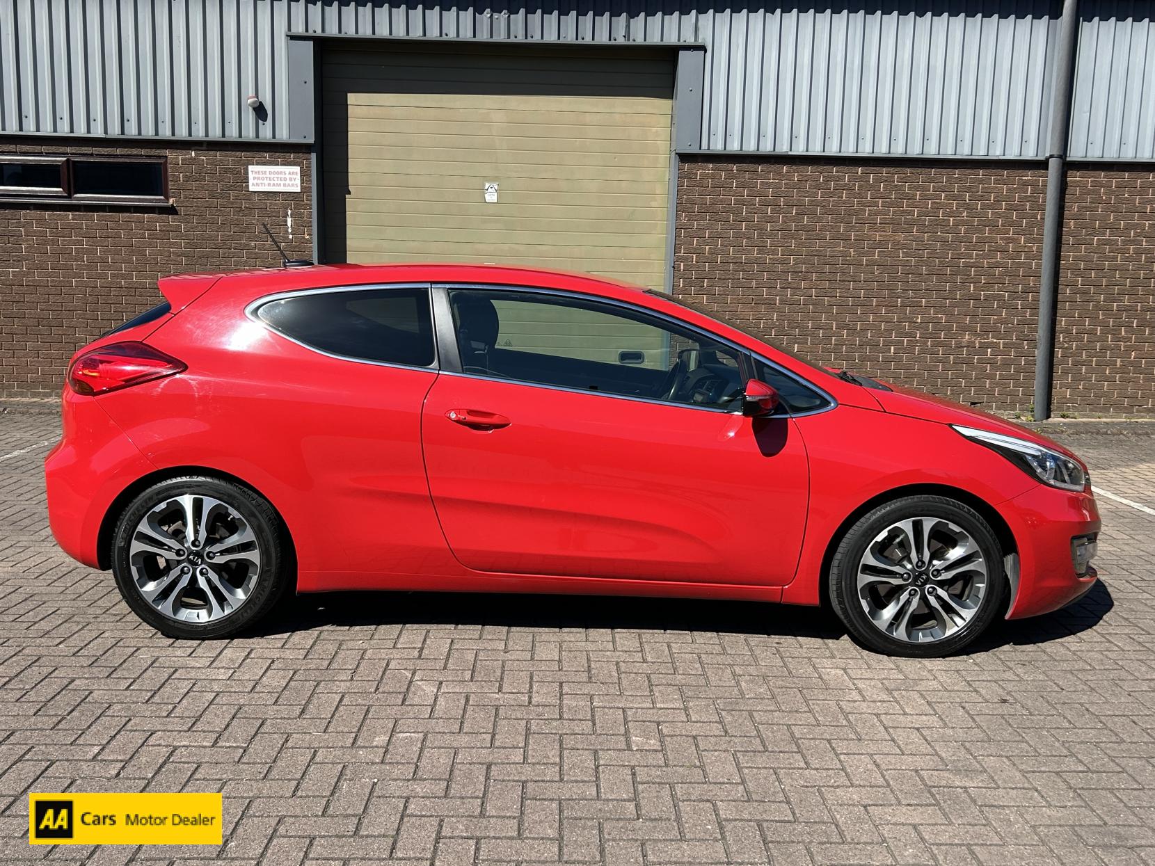Kia ProCeed 1.6 GDi EcoDynamics SE Hatchback 3dr Petrol Manual Euro 5 (s/s) (133 bhp)
