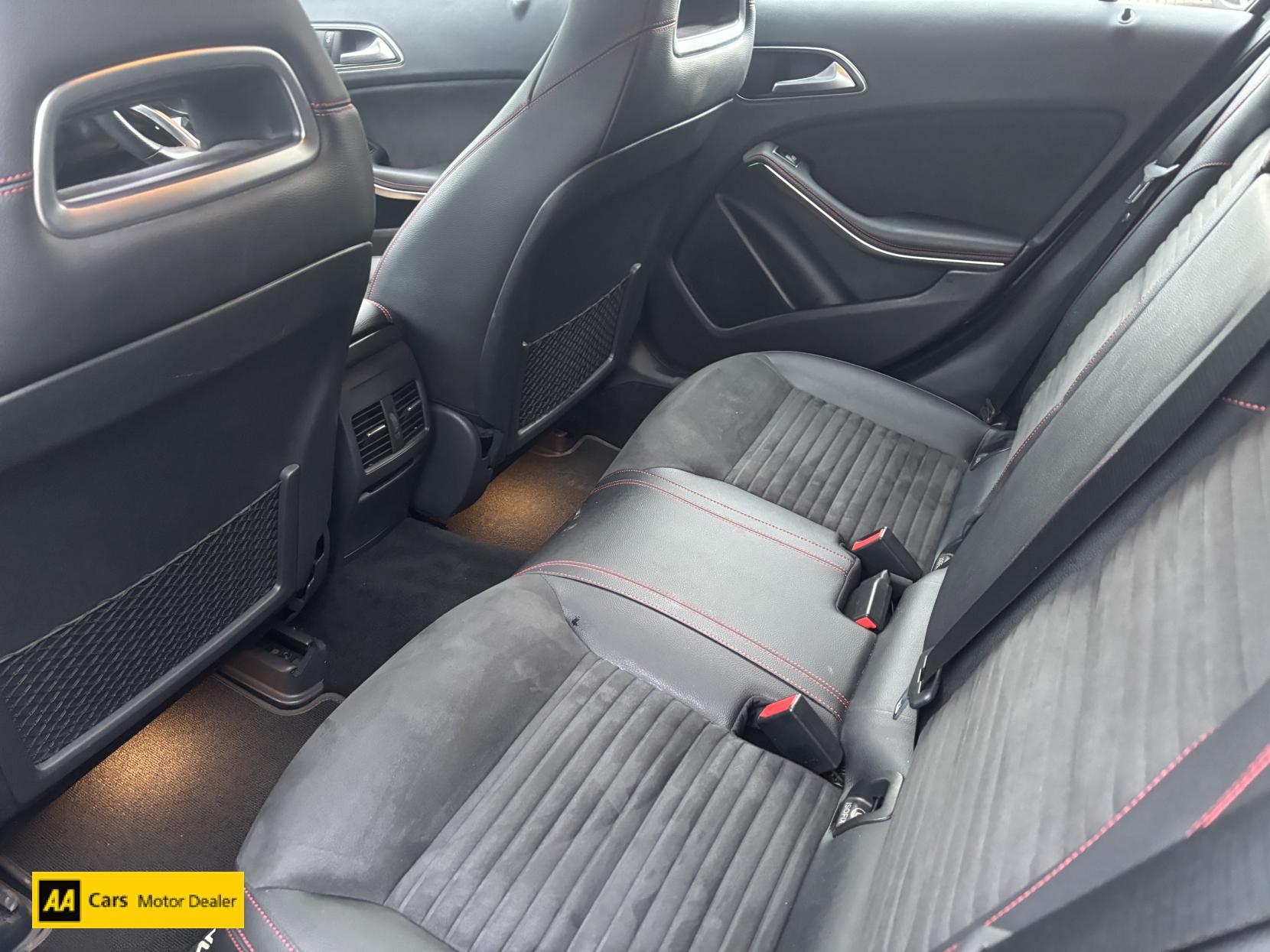 Mercedes-Benz A Class 1.6 A180 AMG Line (Premium) Hatchback 5dr Petrol Manual Euro 6 (s/s) (122 ps)