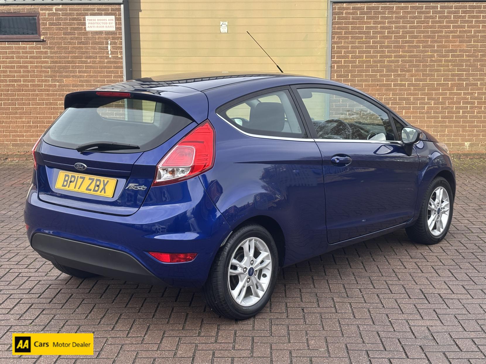 Ford Fiesta 1.25 Zetec Hatchback 3dr Petrol Manual Euro 6 (82 ps)