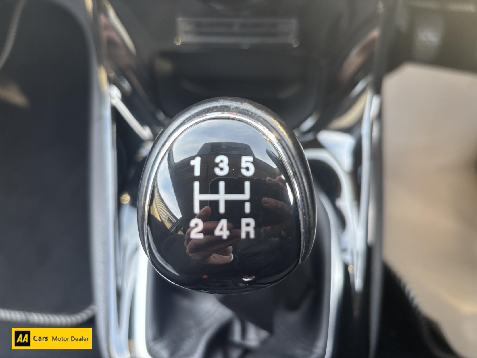 Ford Fiesta 1.25 Zetec Hatchback 3dr Petrol Manual Euro 6 (82 ps)