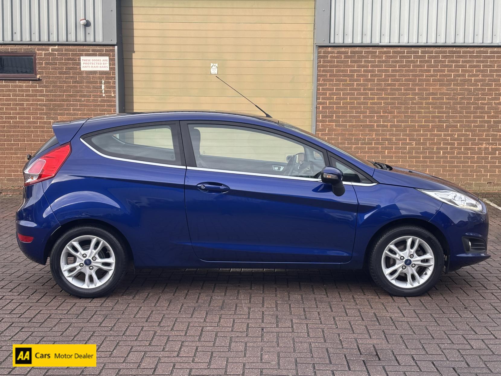 Ford Fiesta 1.25 Zetec Hatchback 3dr Petrol Manual Euro 6 (82 ps)