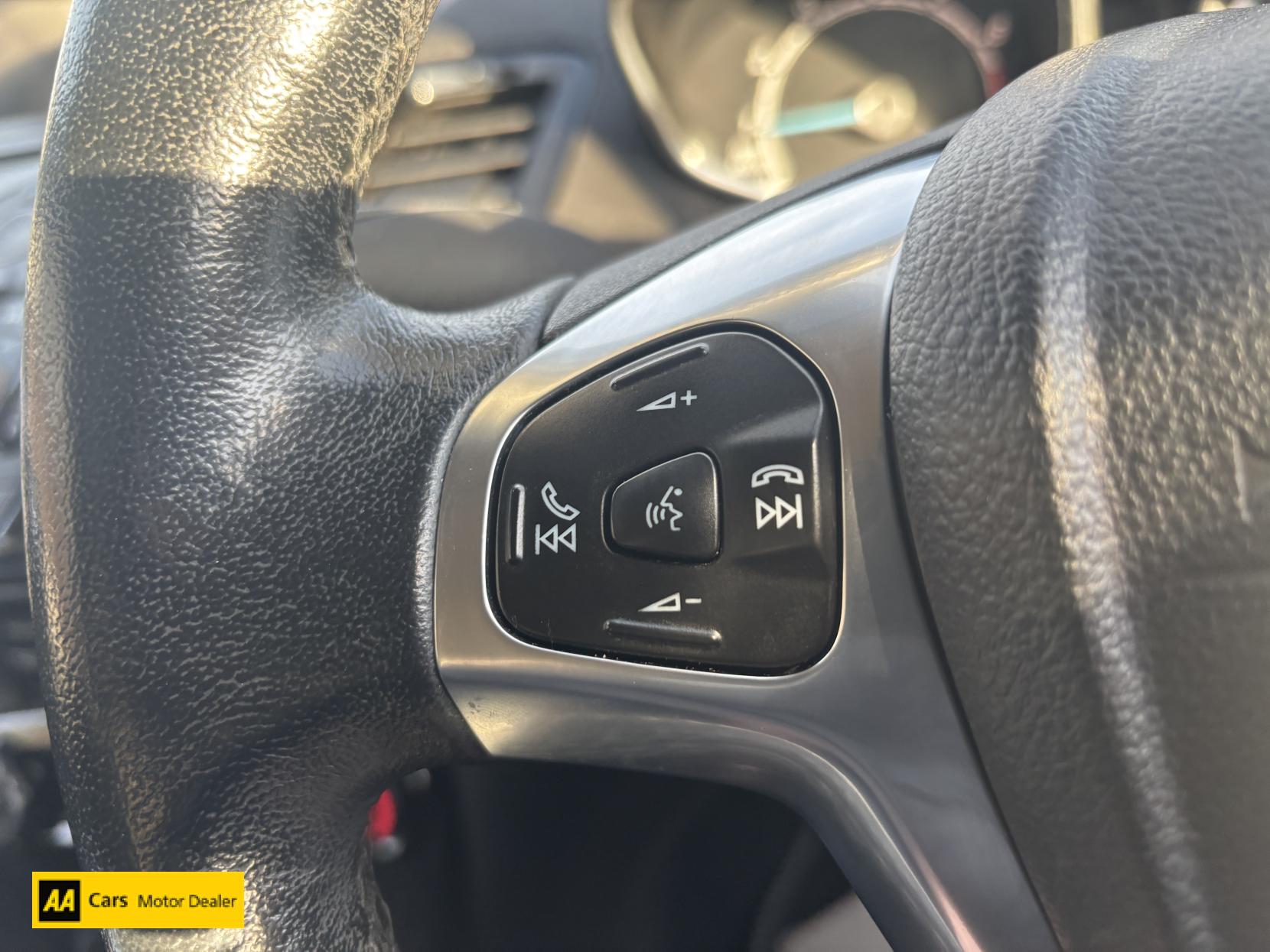 Ford Fiesta 1.25 Zetec Hatchback 3dr Petrol Manual Euro 6 (82 ps)