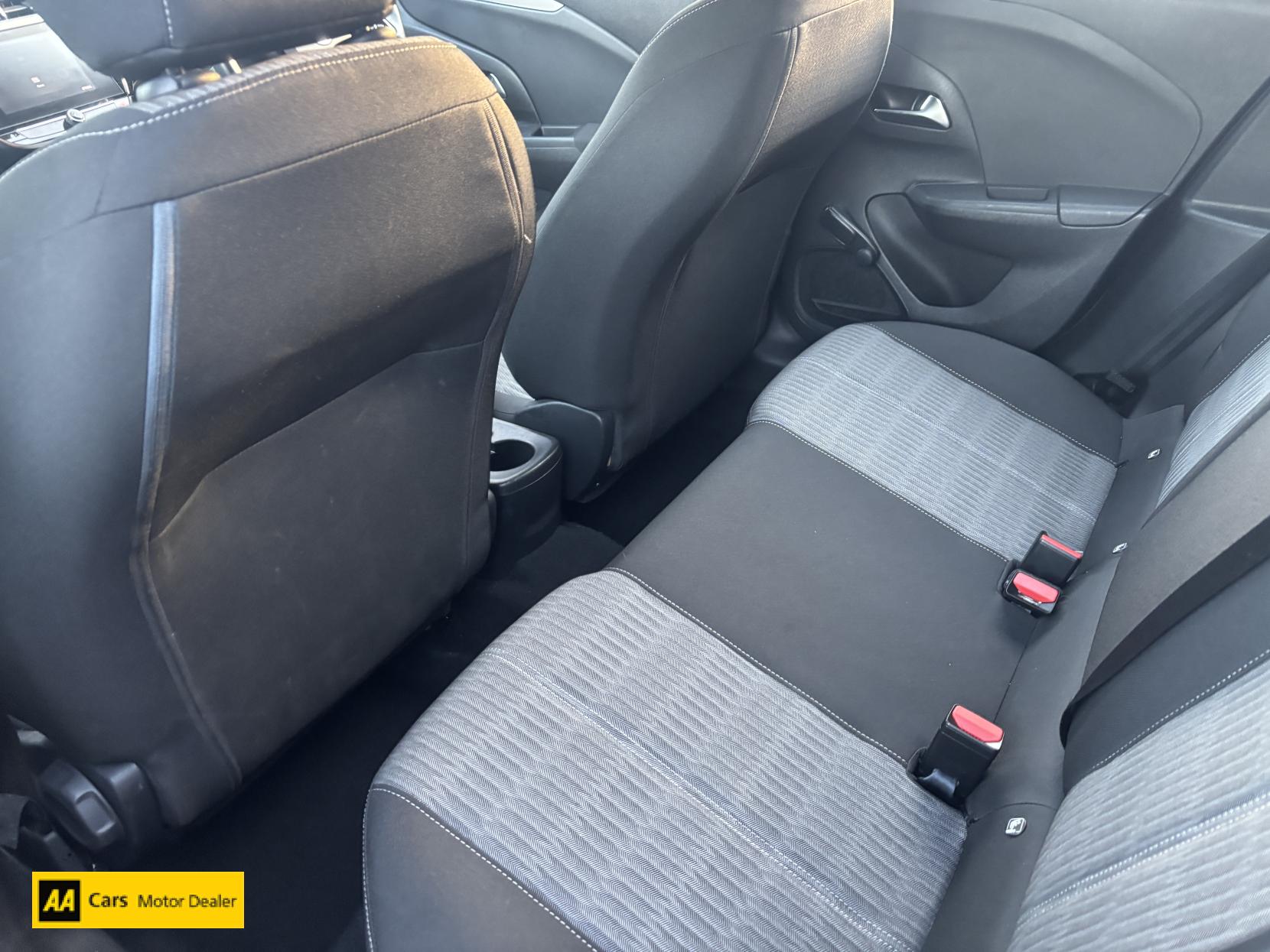 Vauxhall Corsa 1.2 SE Hatchback 5dr Petrol Manual Euro 6 (75 ps)