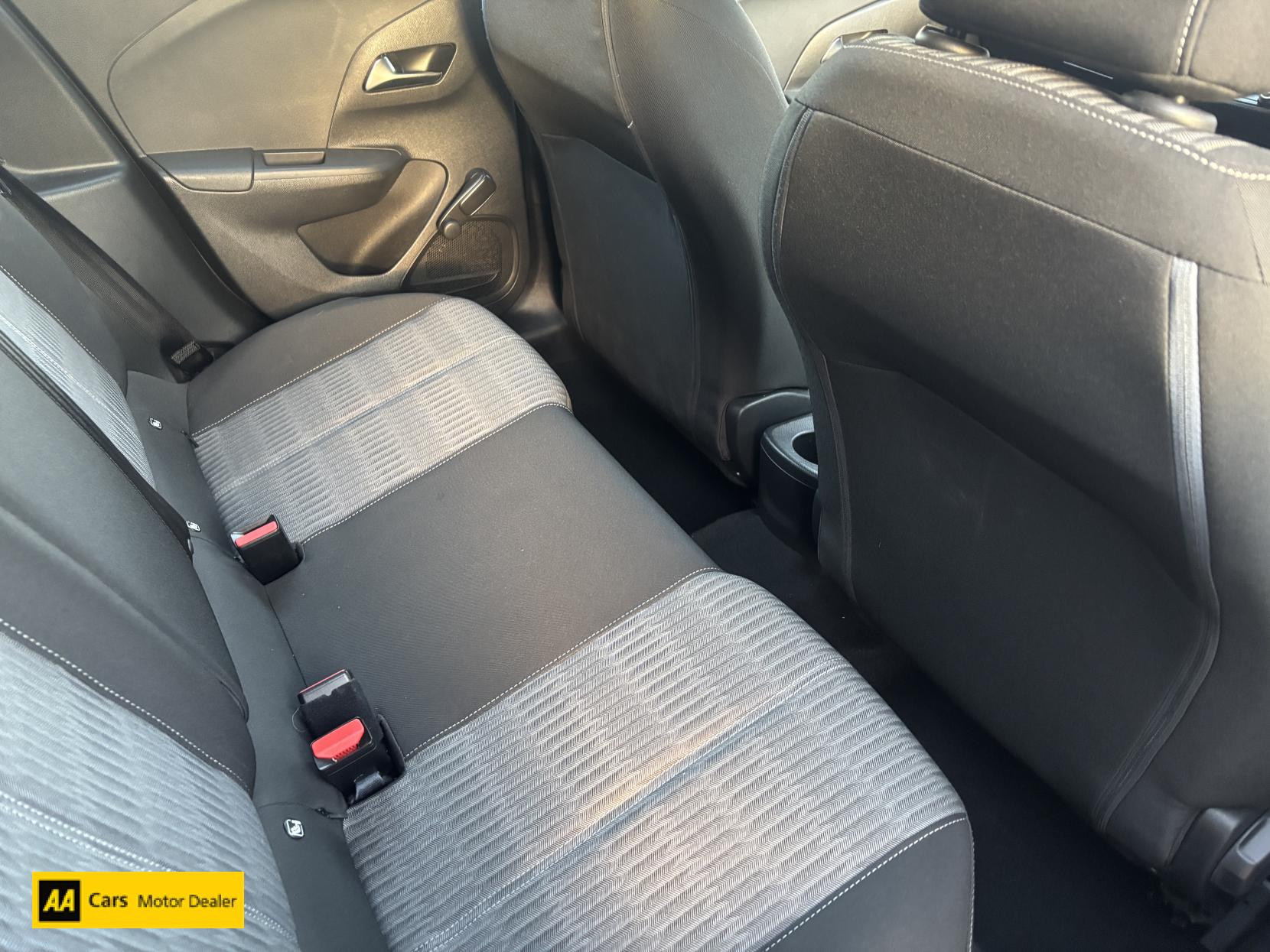 Vauxhall Corsa 1.2 SE Hatchback 5dr Petrol Manual Euro 6 (75 ps)