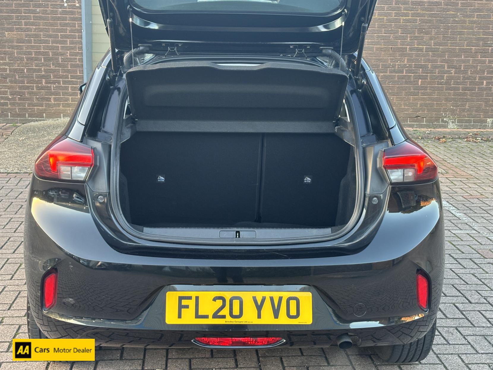 Vauxhall Corsa 1.2 SE Hatchback 5dr Petrol Manual Euro 6 (75 ps)