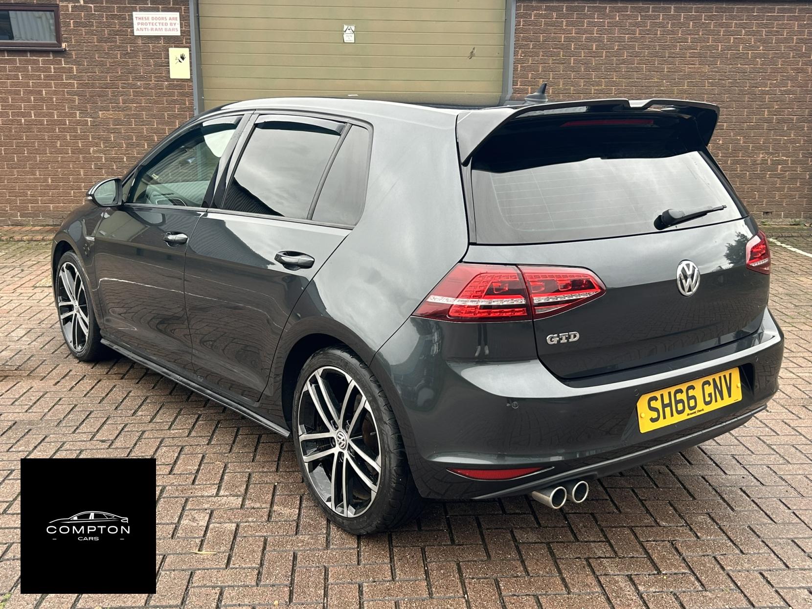 Volkswagen Golf 2.0 TDI BlueMotion Tech GTD Hatchback 5dr Diesel Manual Euro 6 (s/s) (184 ps)