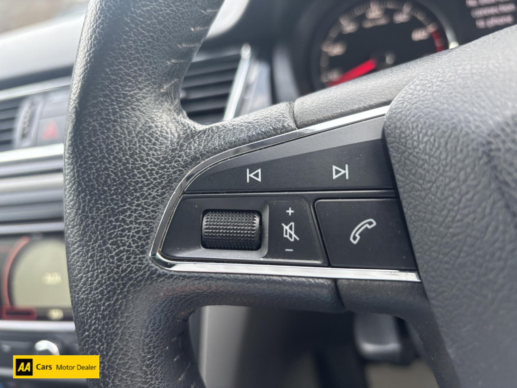 SEAT Toledo 1.2 TSI SE Hatchback 5dr Petrol Manual Euro 5 (s/s) (Nav) (105 ps)