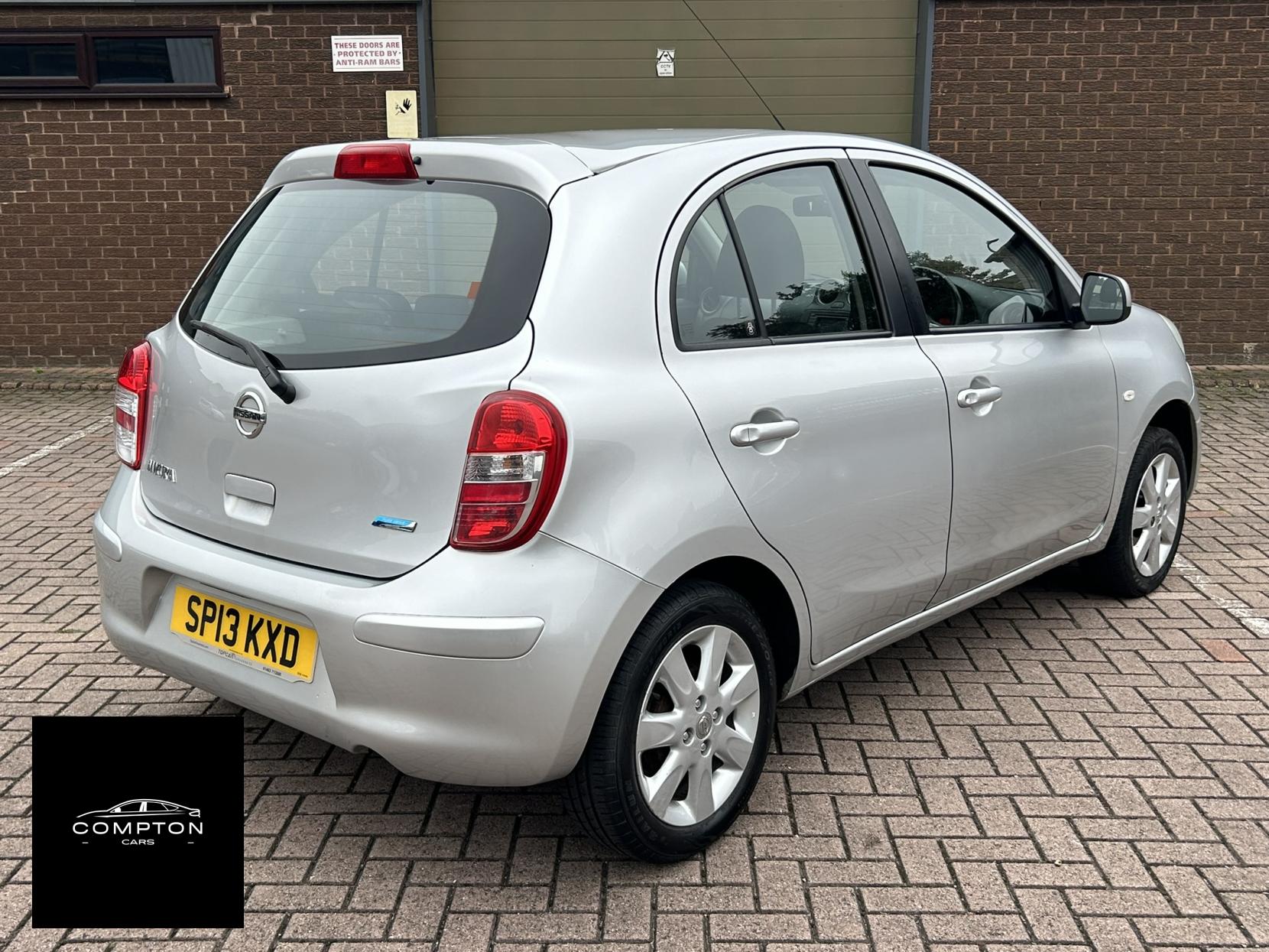 Nissan Micra 1.2 12V Acenta Hatchback 5dr Petrol CVT Euro 5 (80 ps)