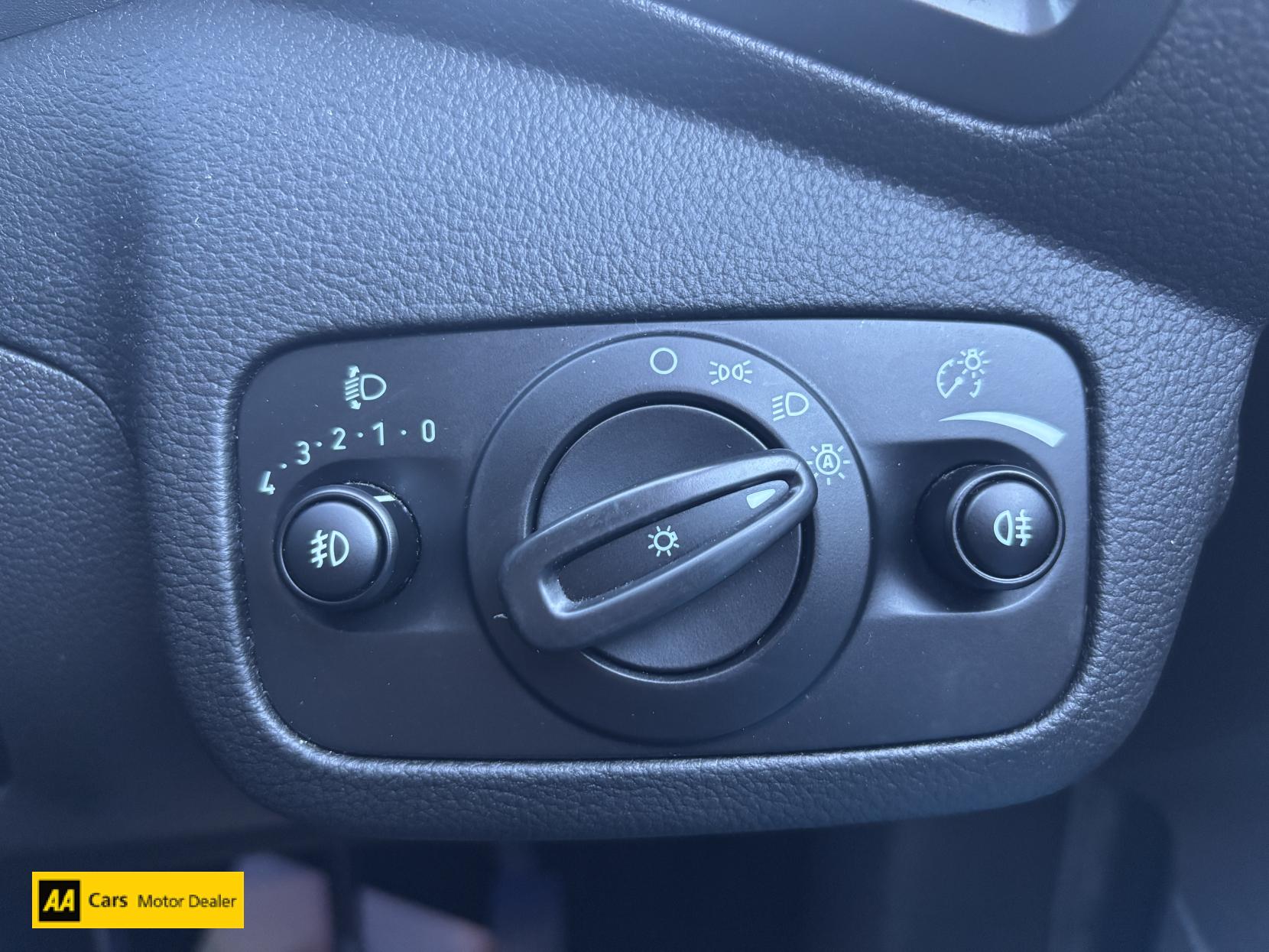 Ford Kuga 1.5 TDCi Titanium SUV 5dr Diesel Manual Euro 6 (s/s) (120 ps)