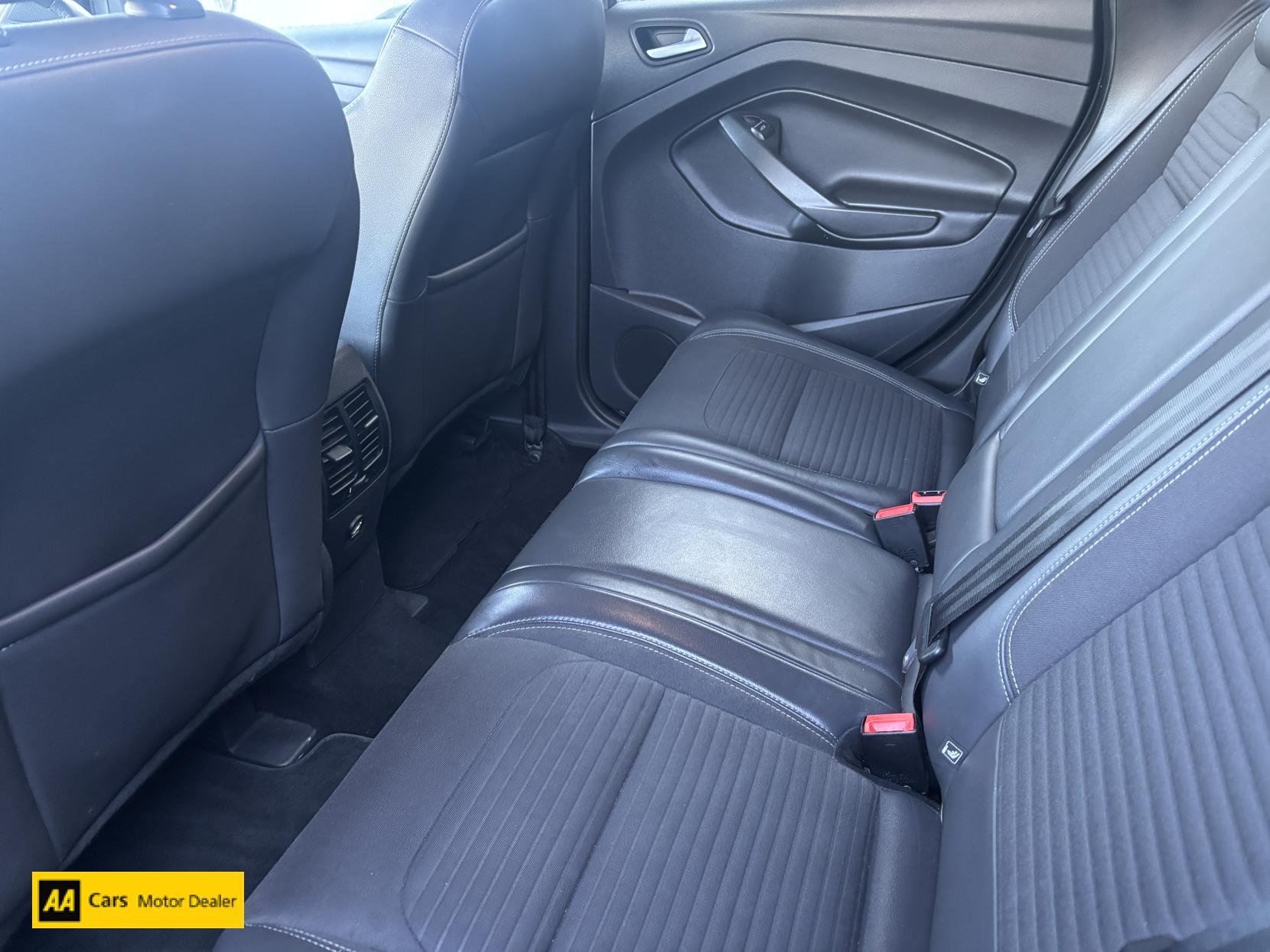 Ford Kuga 1.5 TDCi Titanium SUV 5dr Diesel Manual Euro 6 (s/s) (120 ps)