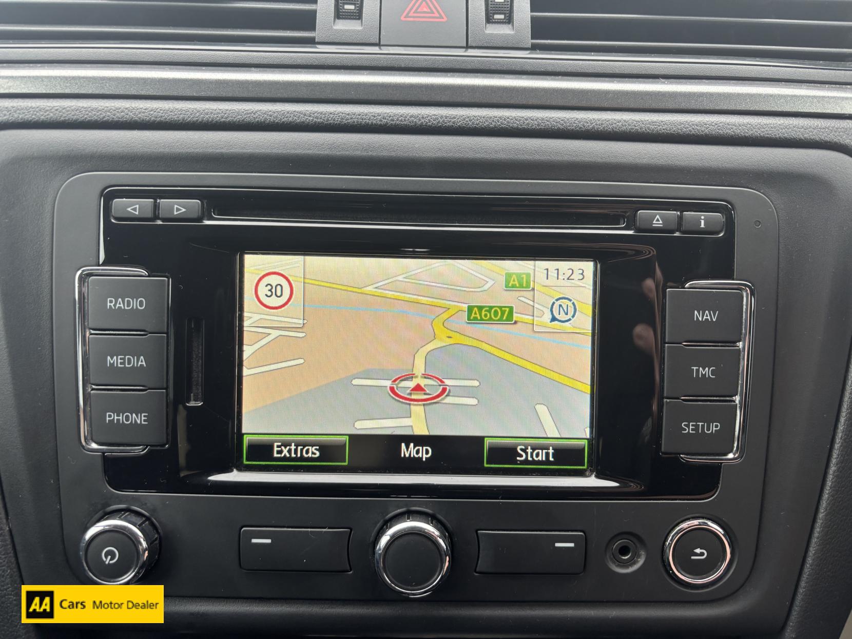 Skoda Rapid Spaceback 1.6 TDI SE Tech Hatchback 5dr Diesel Manual Euro 5 (105 ps)