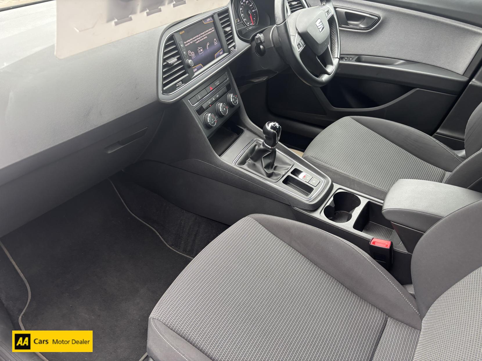 SEAT Leon 1.2 TSI SE Dynamic Technology Hatchback 5dr Petrol Manual Euro 6 (s/s) (110 ps)