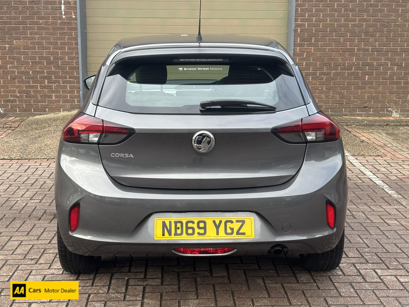 Vauxhall Corsa 1.2 SE Hatchback 5dr Petrol Manual Euro 6 (75 ps)