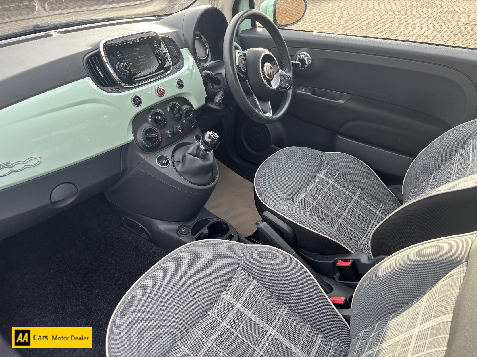 Fiat 500 1.2 Lounge Hatchback 3dr Petrol Manual Euro 6 (s/s) (69 bhp)