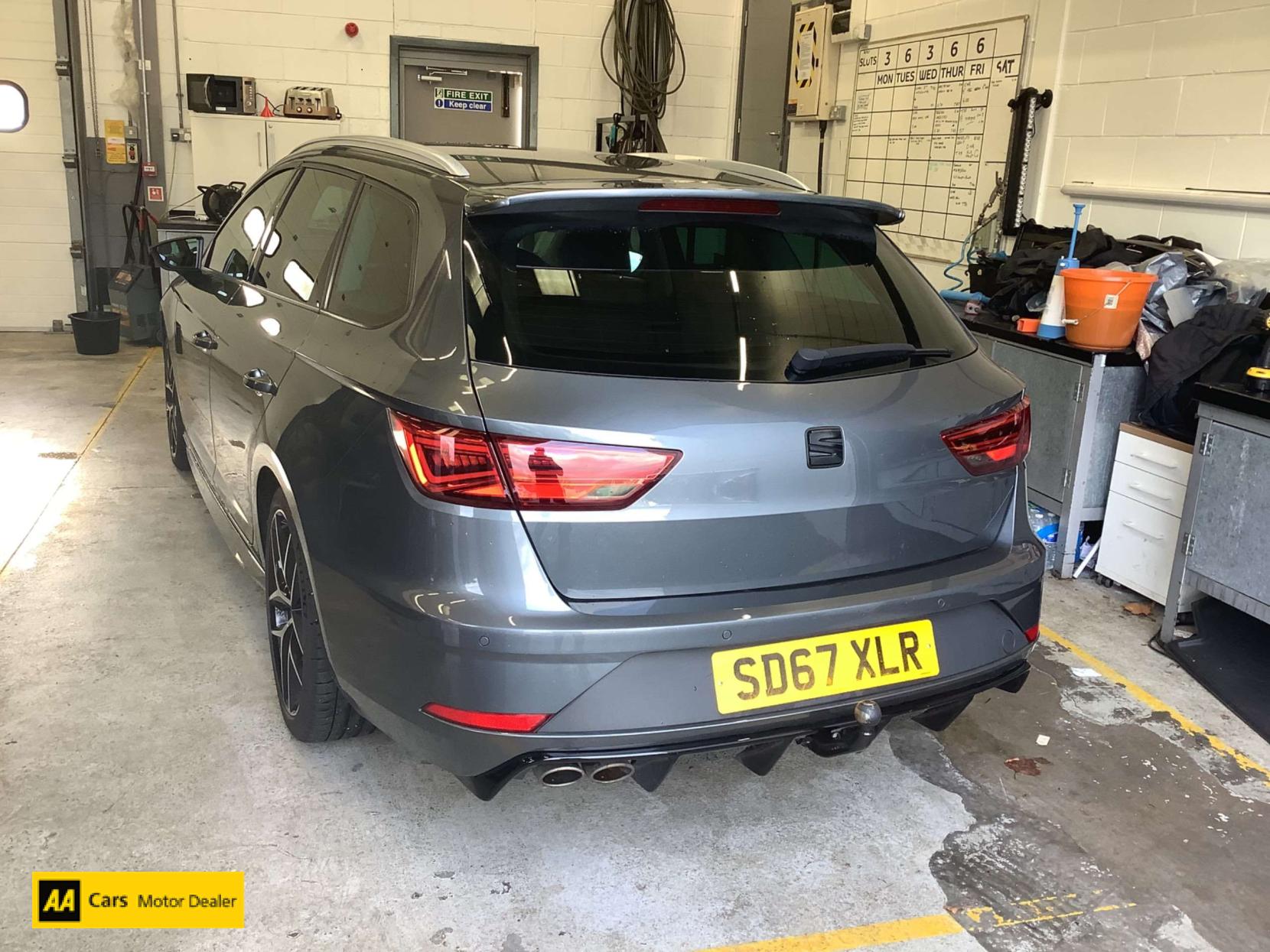 SEAT Leon 2.0 TDI FR Technology ST 5dr Diesel DSG Euro 6 (s/s) (184 ps)