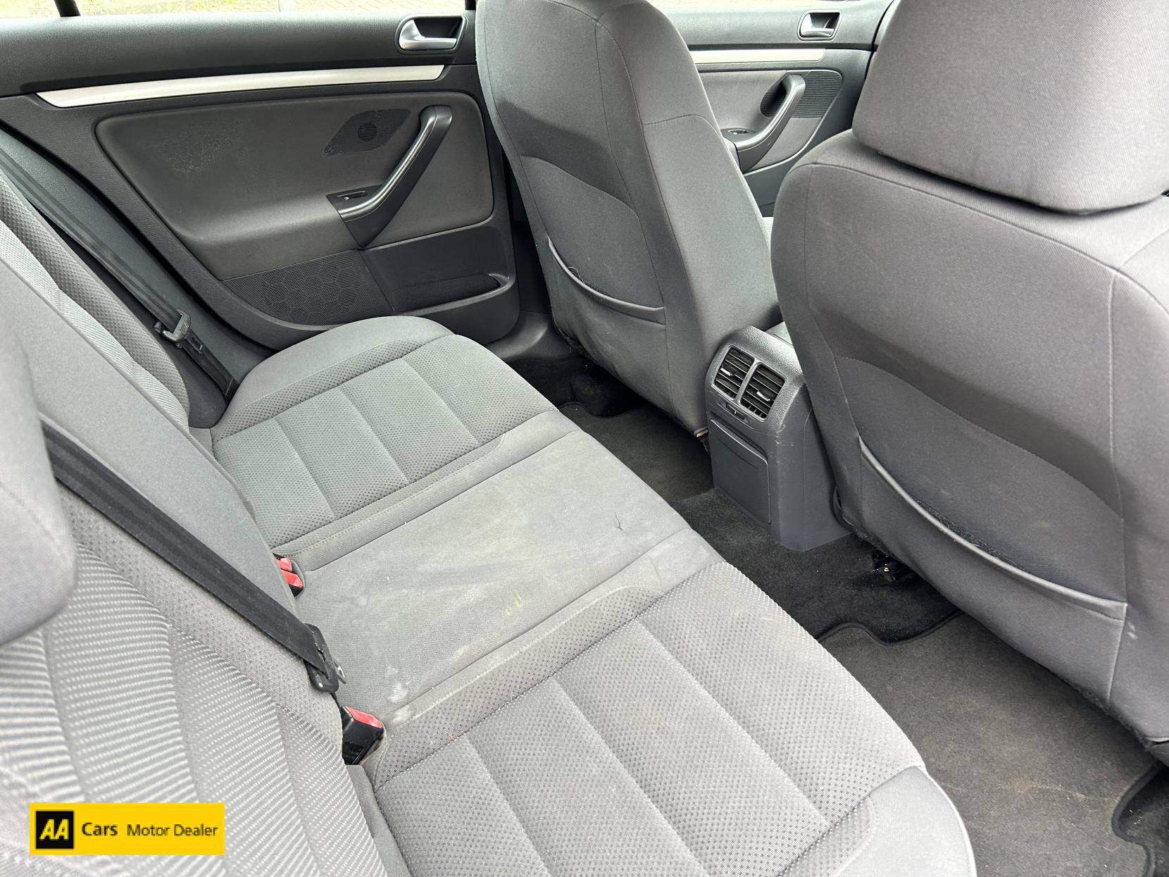 Volkswagen Golf 1.9 TDI Match Hatchback 5dr Diesel Manual (132 g/km, 103 bhp)