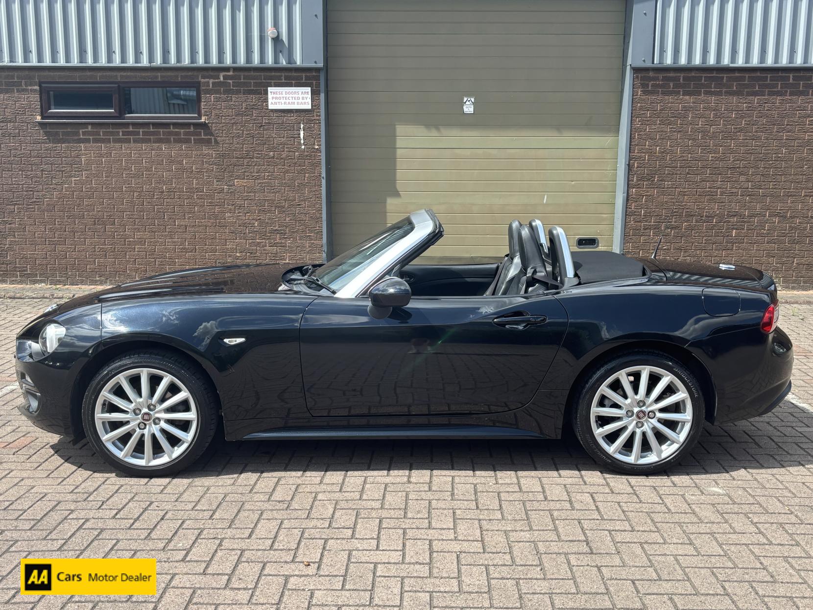 Fiat 124 Spider 1.4 MultiAir Lusso Convertible 2dr Petrol Euro 6 (140 ps)