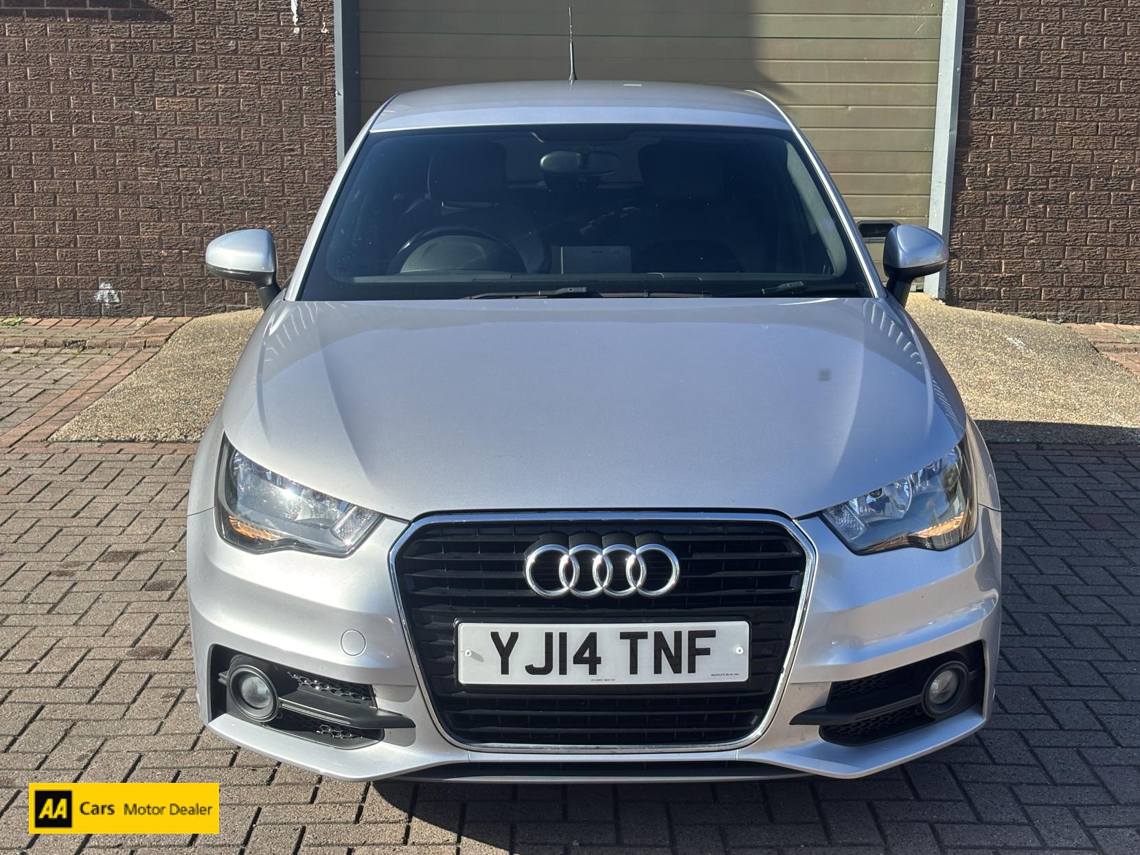 Audi A1 1.4 TFSI S line Sportback 5dr Petrol S Tronic Euro 5 (s/s) (122 ps)