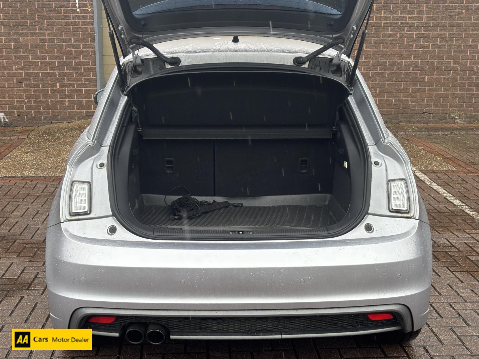 Audi A1 1.4 TFSI S line Sportback 5dr Petrol S Tronic Euro 5 (s/s) (122 ps)