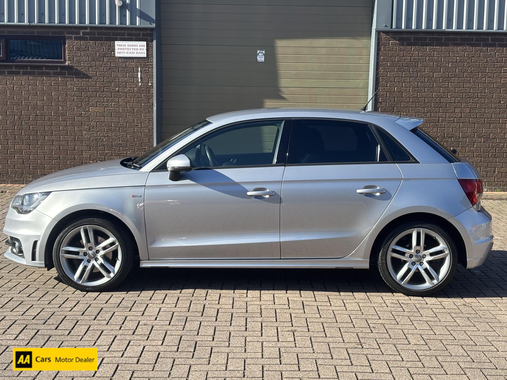 Audi A1 1.4 TFSI S line Sportback 5dr Petrol S Tronic Euro 5 (s/s) (122 ps)
