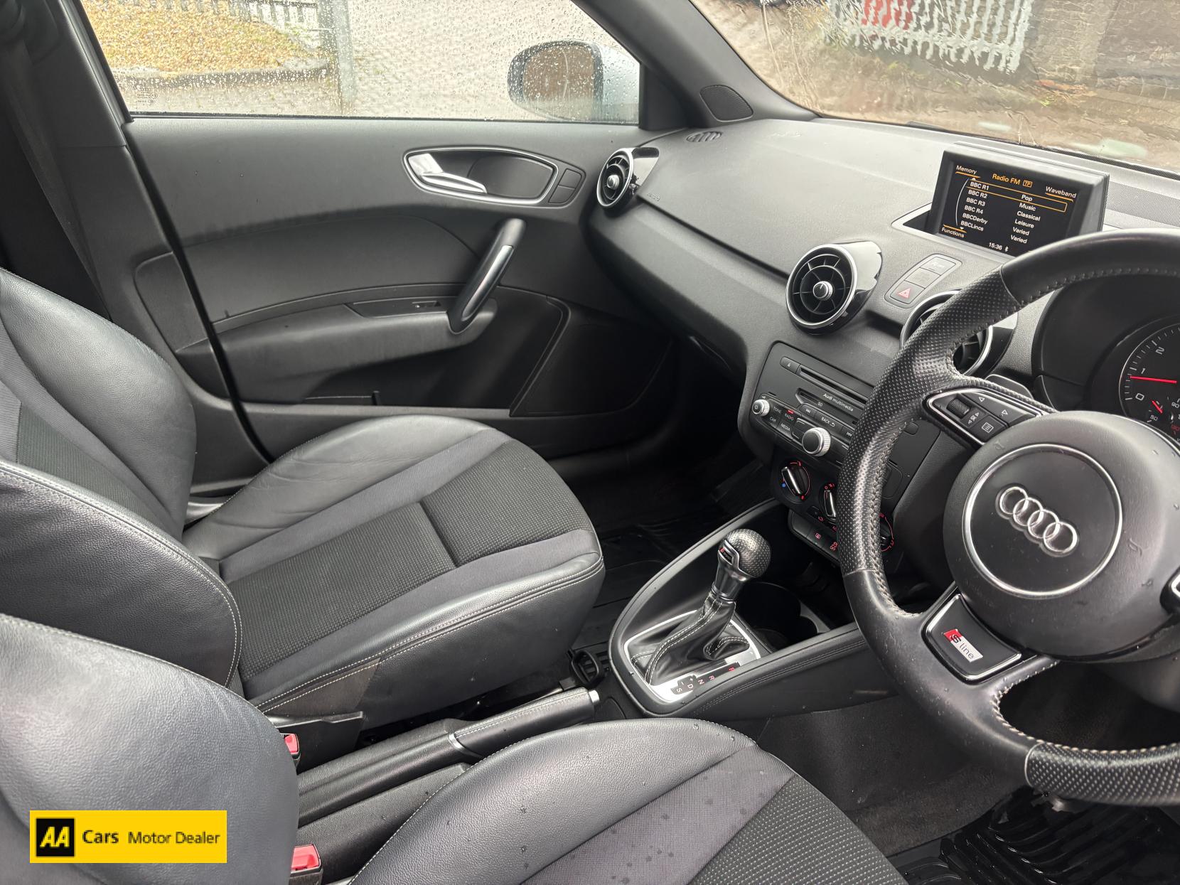 Audi A1 1.4 TFSI S line Sportback 5dr Petrol S Tronic Euro 5 (s/s) (122 ps)