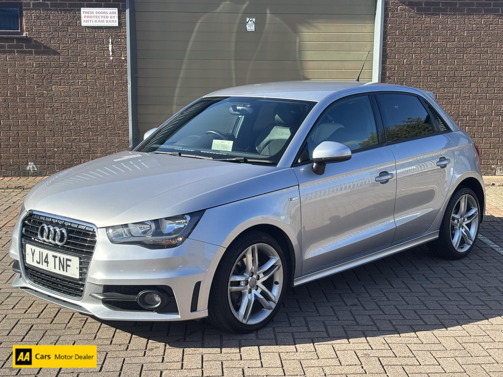 Audi A1 1.4 TFSI S line Sportback 5dr Petrol S Tronic Euro 5 (s/s) (122 ps)