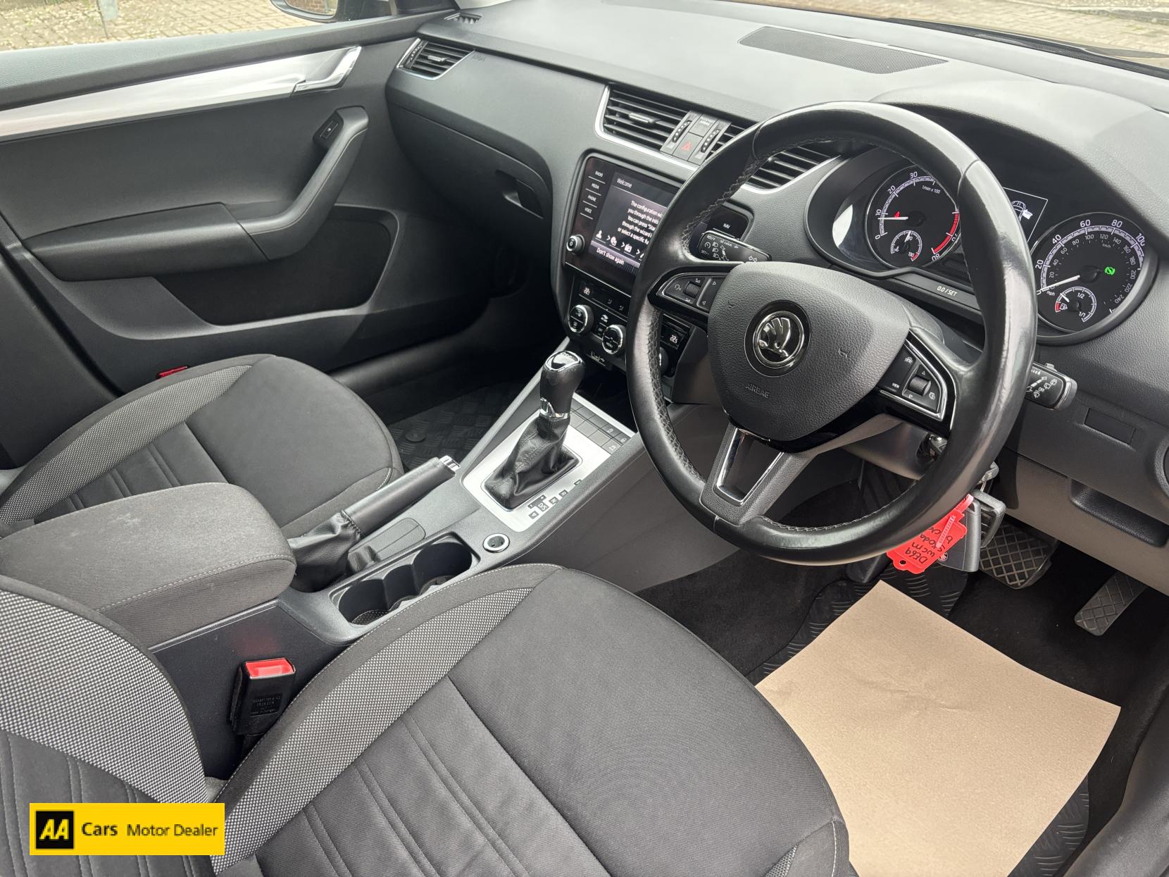 Skoda Octavia 1.5 TSI ACT SE Drive Hatchback 5dr Petrol DSG Euro 6 (s/s) (150 ps)