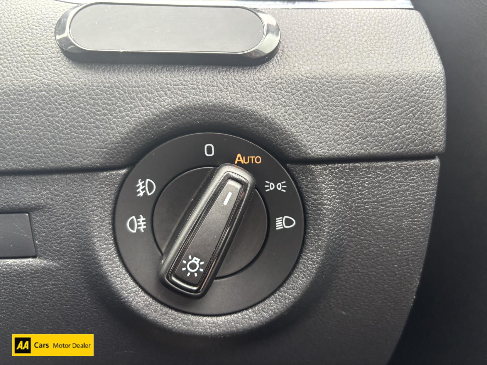 Skoda Octavia 1.5 TSI ACT SE Drive Hatchback 5dr Petrol DSG Euro 6 (s/s) (150 ps)