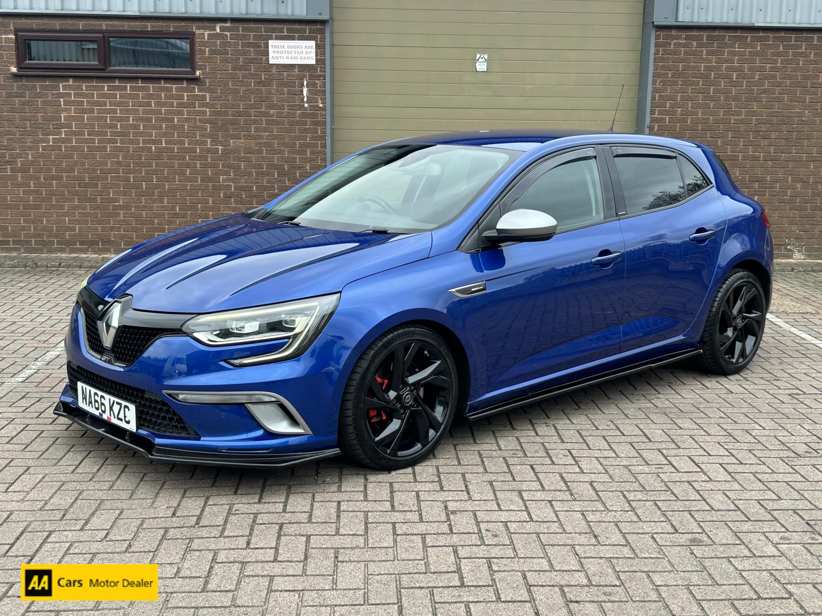 Renault Megane 1.6 TCe GT Nav Hatchback 5dr Petrol EDC Euro 6 (s/s) (205 ps)