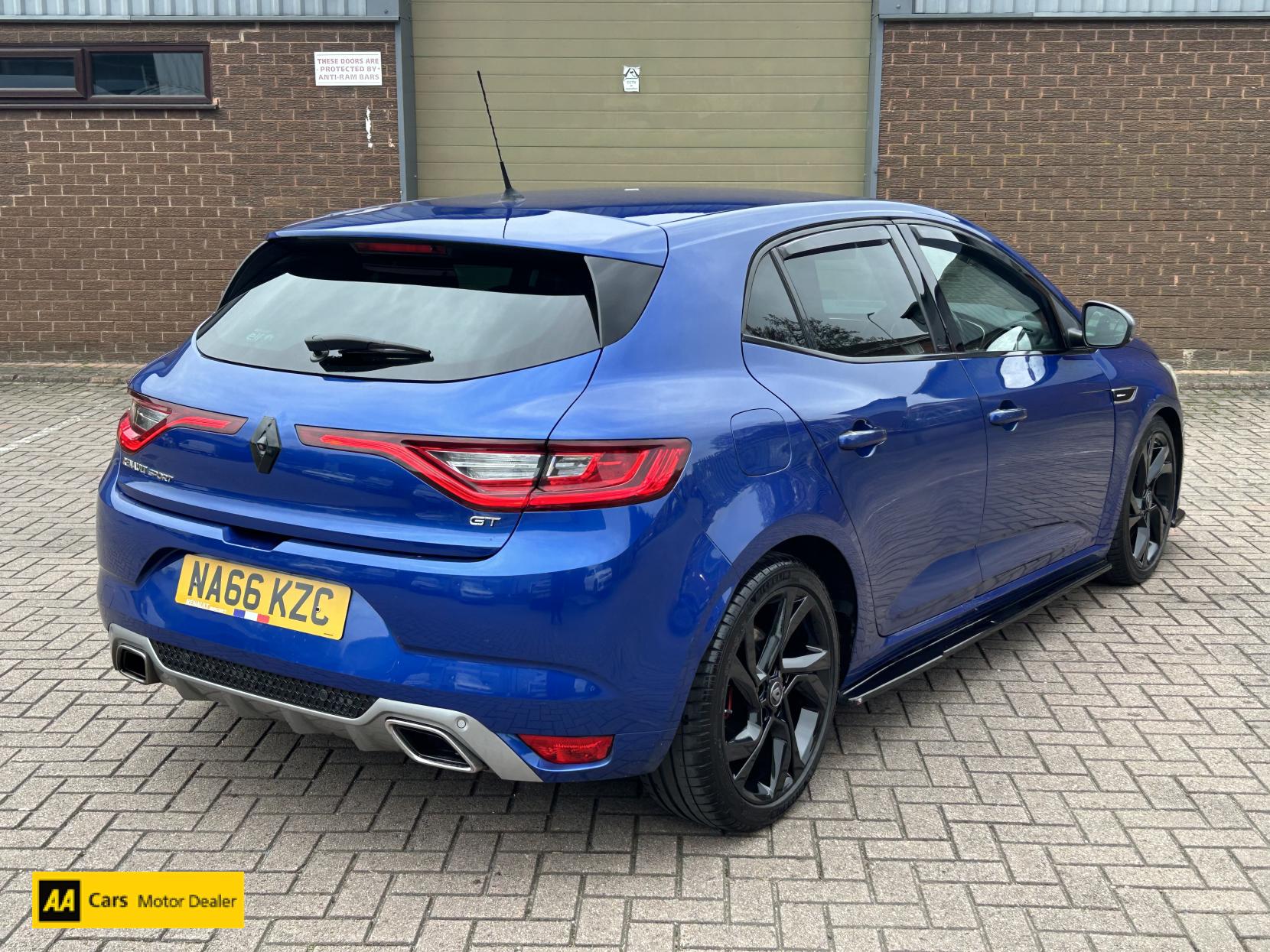 Renault Megane 1.6 TCe GT Nav Hatchback 5dr Petrol EDC Euro 6 (s/s) (205 ps)