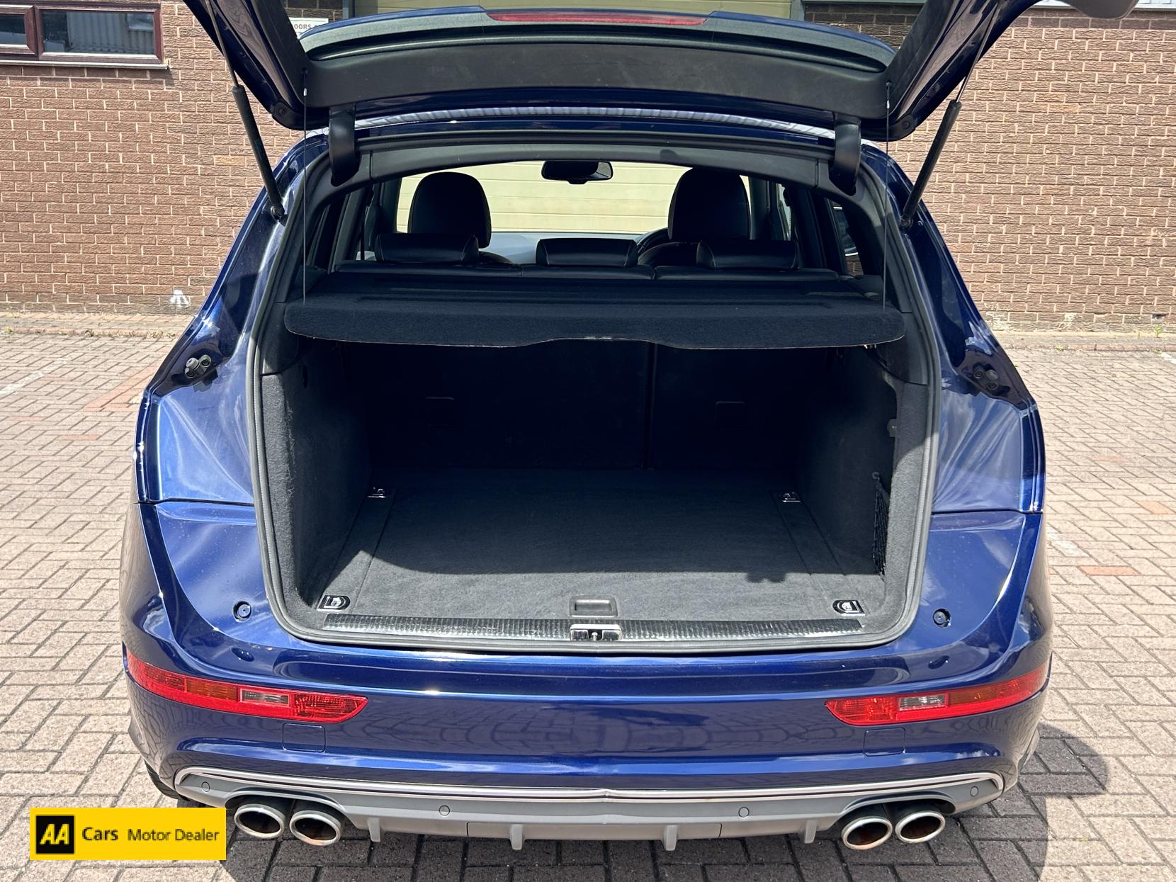 Audi SQ5 3.0 BiTDI V6 SUV 5dr Diesel Tiptronic quattro Euro 5 (s/s) (313 ps)