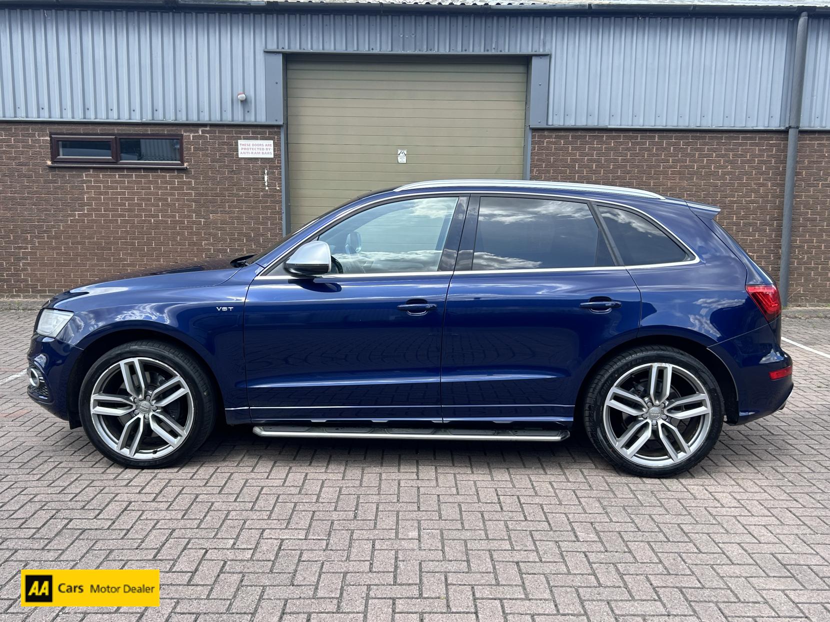 Audi SQ5 3.0 BiTDI V6 SUV 5dr Diesel Tiptronic quattro Euro 5 (s/s) (313 ps)