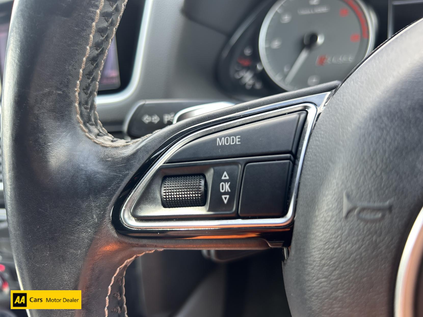 Audi SQ5 3.0 BiTDI V6 SUV 5dr Diesel Tiptronic quattro Euro 5 (s/s) (313 ps)
