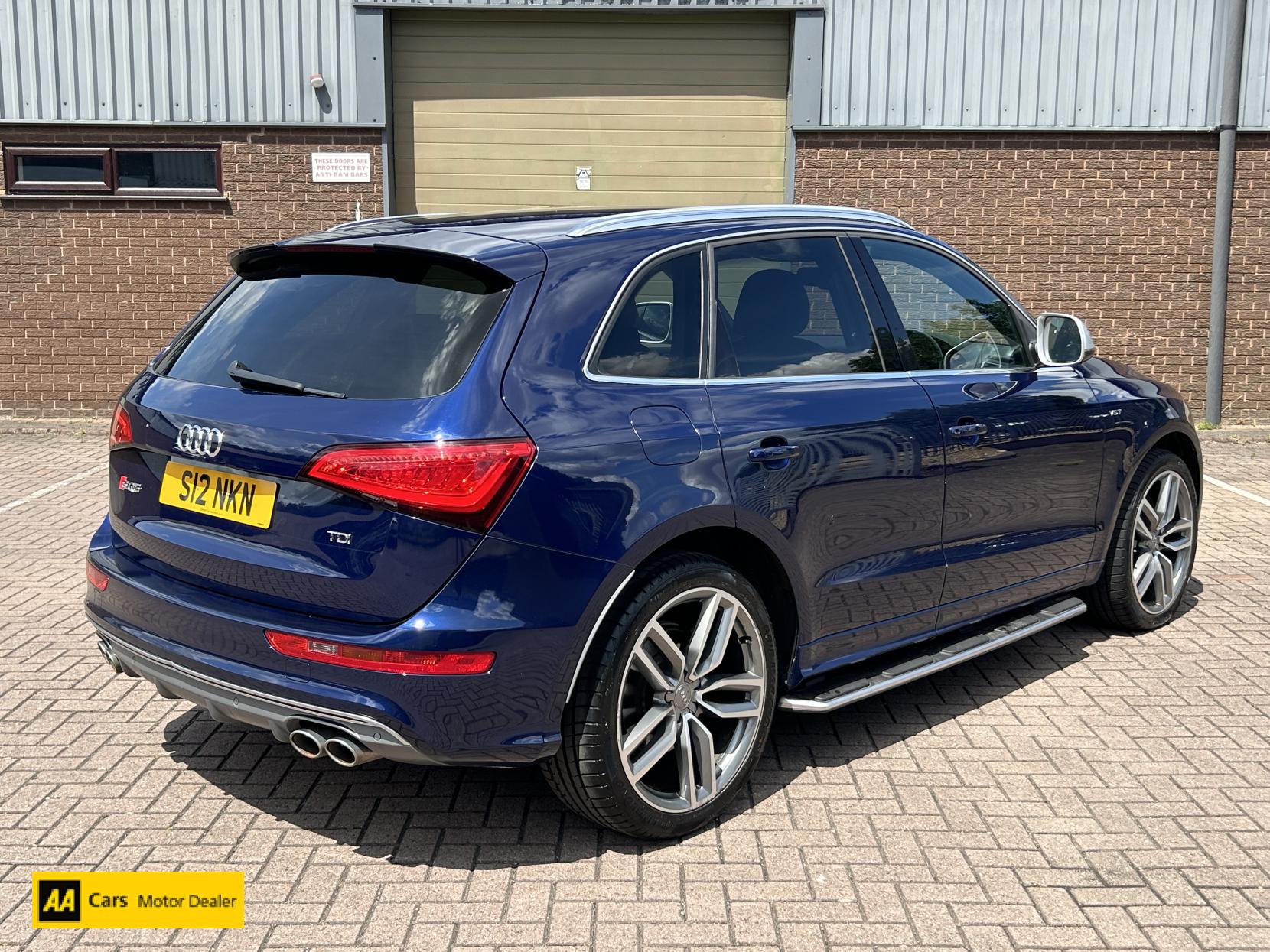Audi SQ5 3.0 BiTDI V6 SUV 5dr Diesel Tiptronic quattro Euro 5 (s/s) (313 ps)