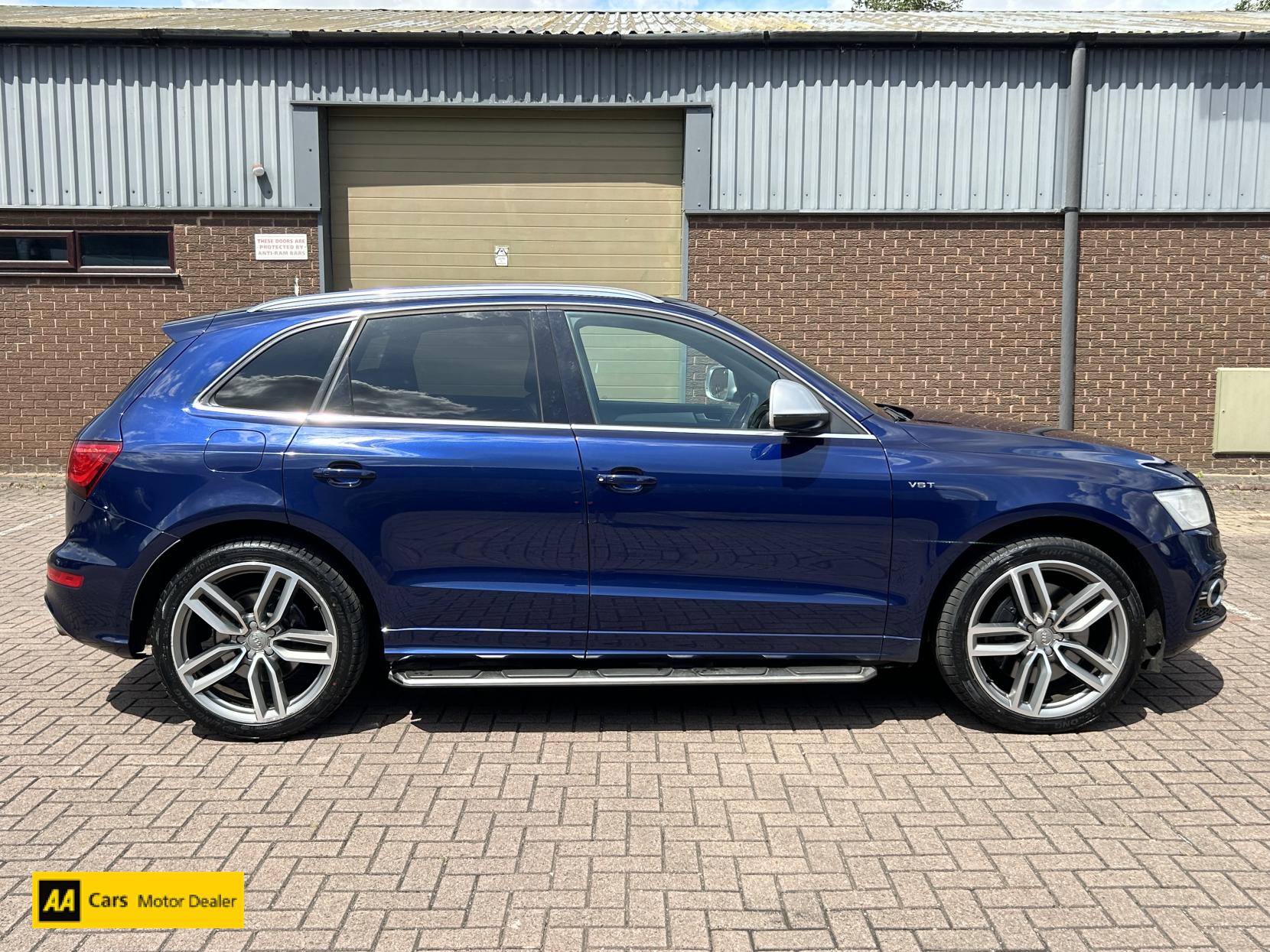 Audi SQ5 3.0 BiTDI V6 SUV 5dr Diesel Tiptronic quattro Euro 5 (s/s) (313 ps)