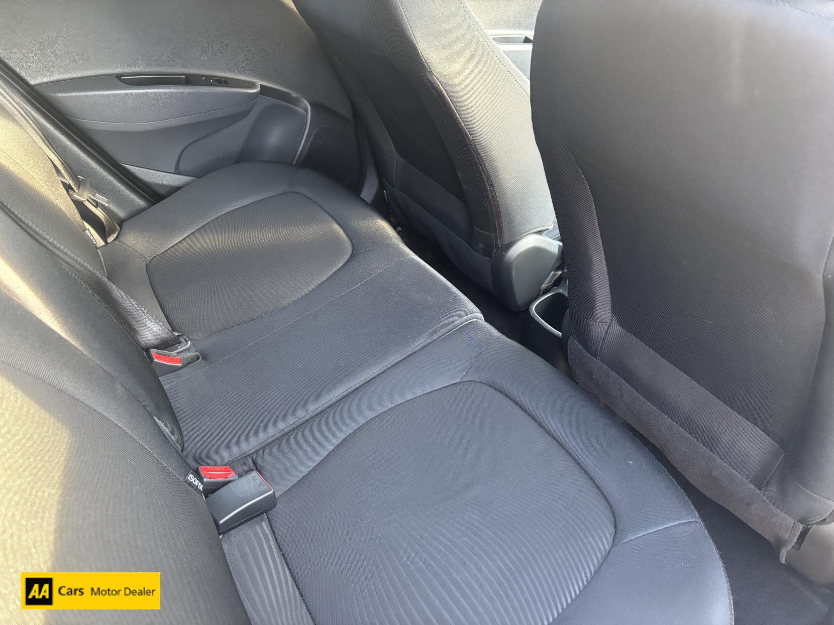 Hyundai i10 1.0 Premium Hatchback 5dr Petrol Manual Euro 6 (67 ps)