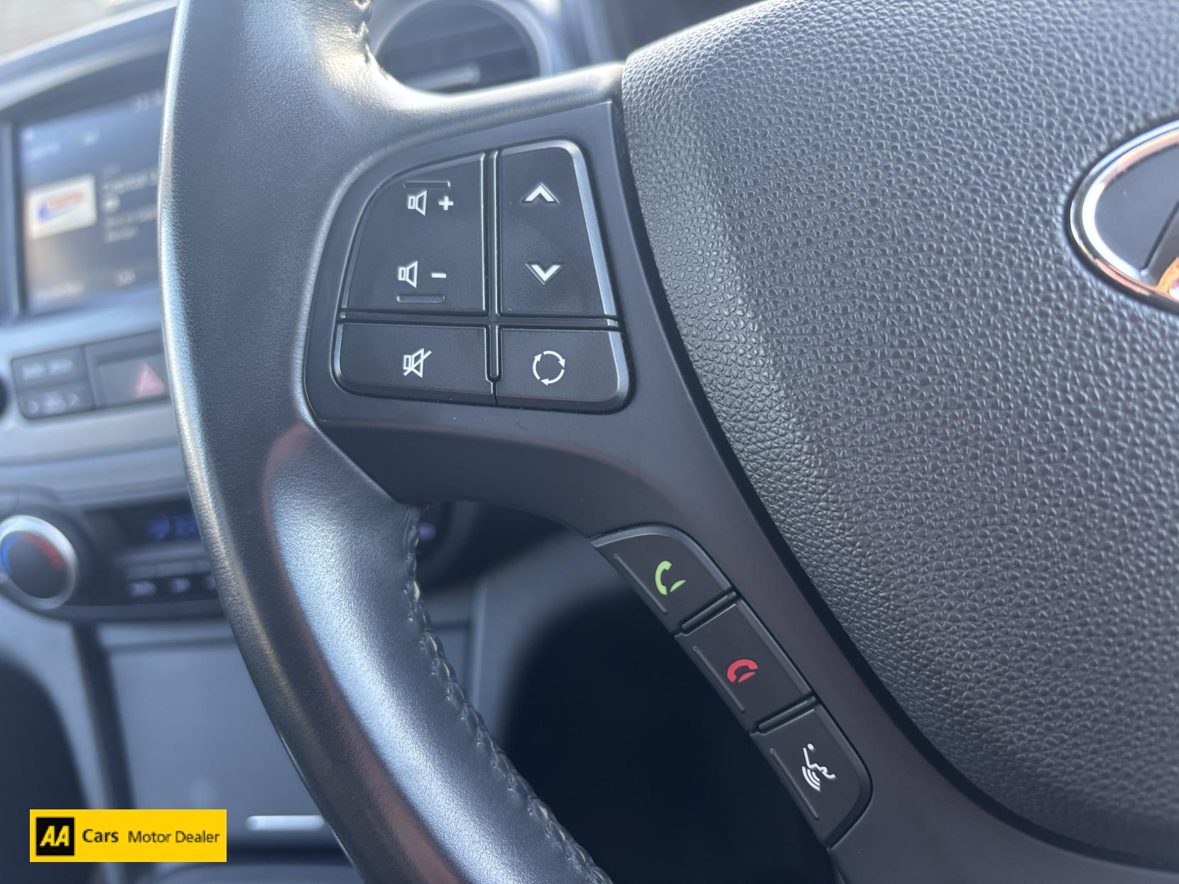 Hyundai i10 1.0 Premium Hatchback 5dr Petrol Manual Euro 6 (67 ps)